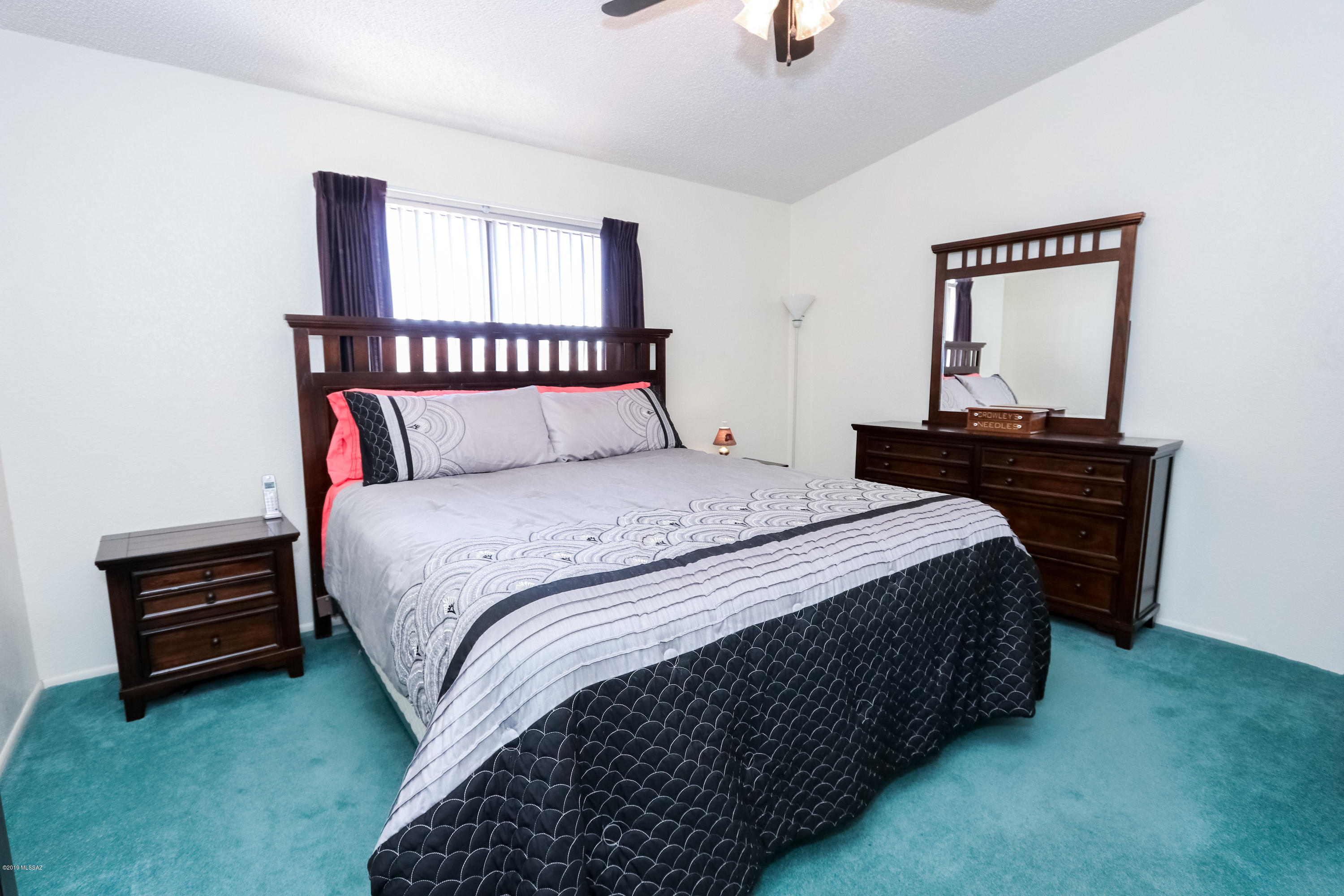 9690 N Donegal Place