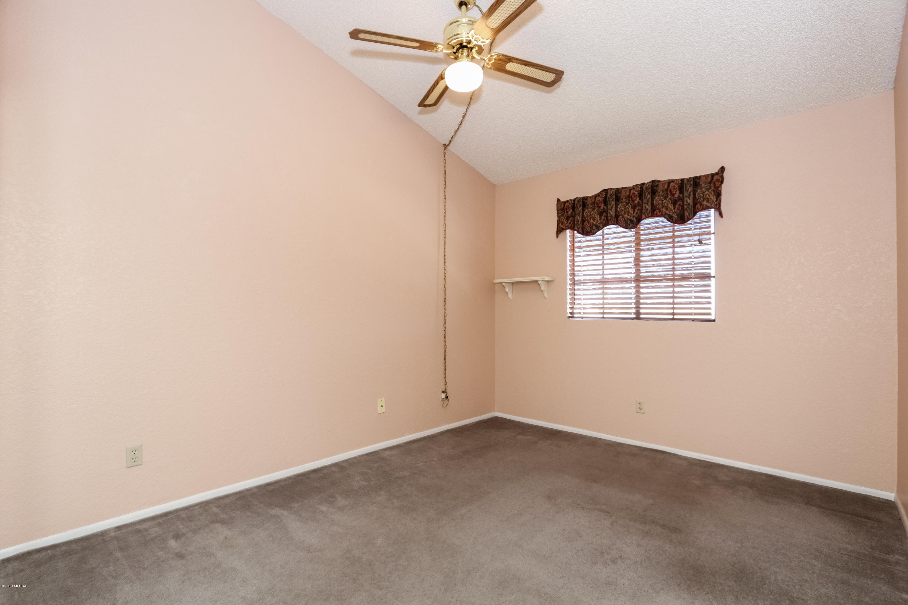 9690 N Donegal Place