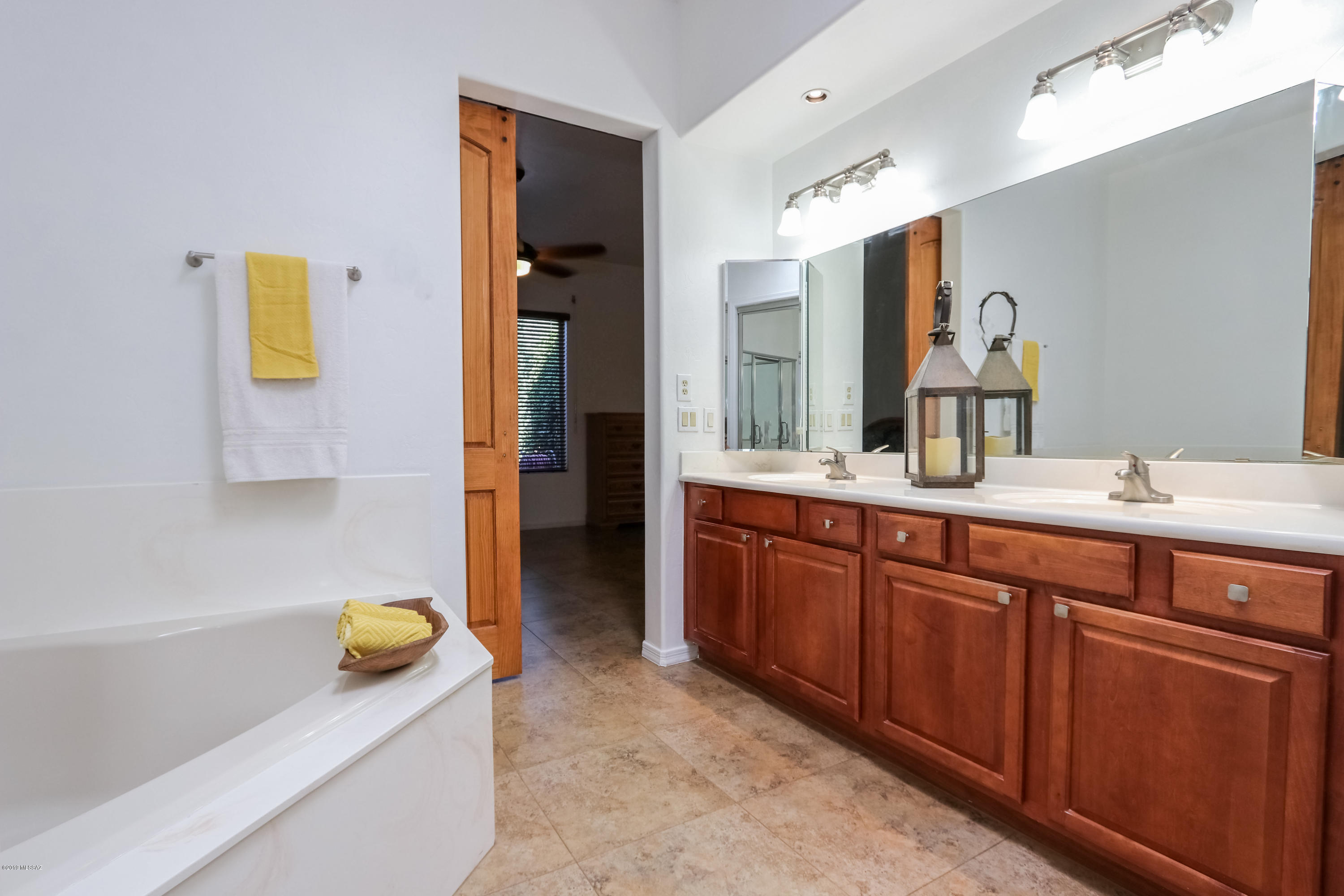 13832 N Maxfli Drive