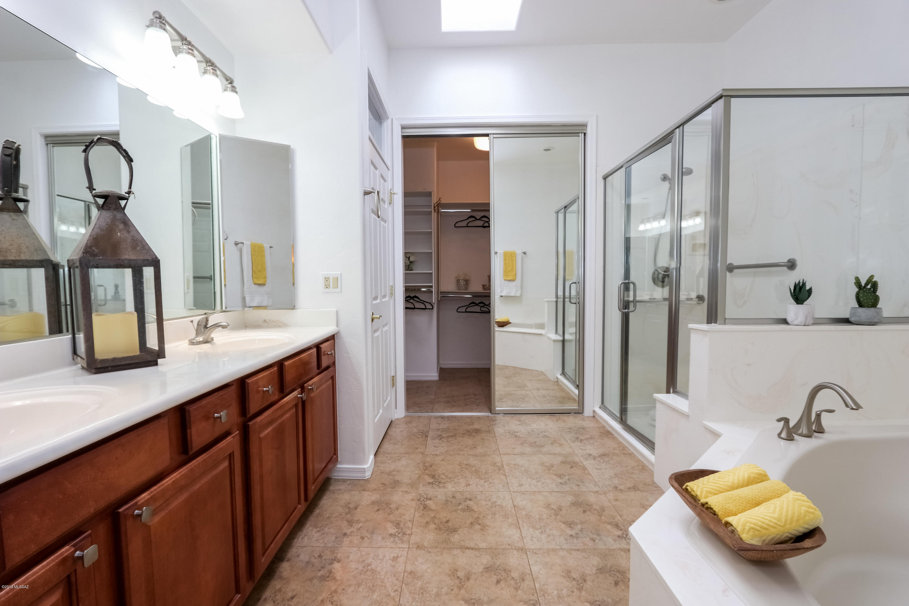 13832 N Maxfli Drive