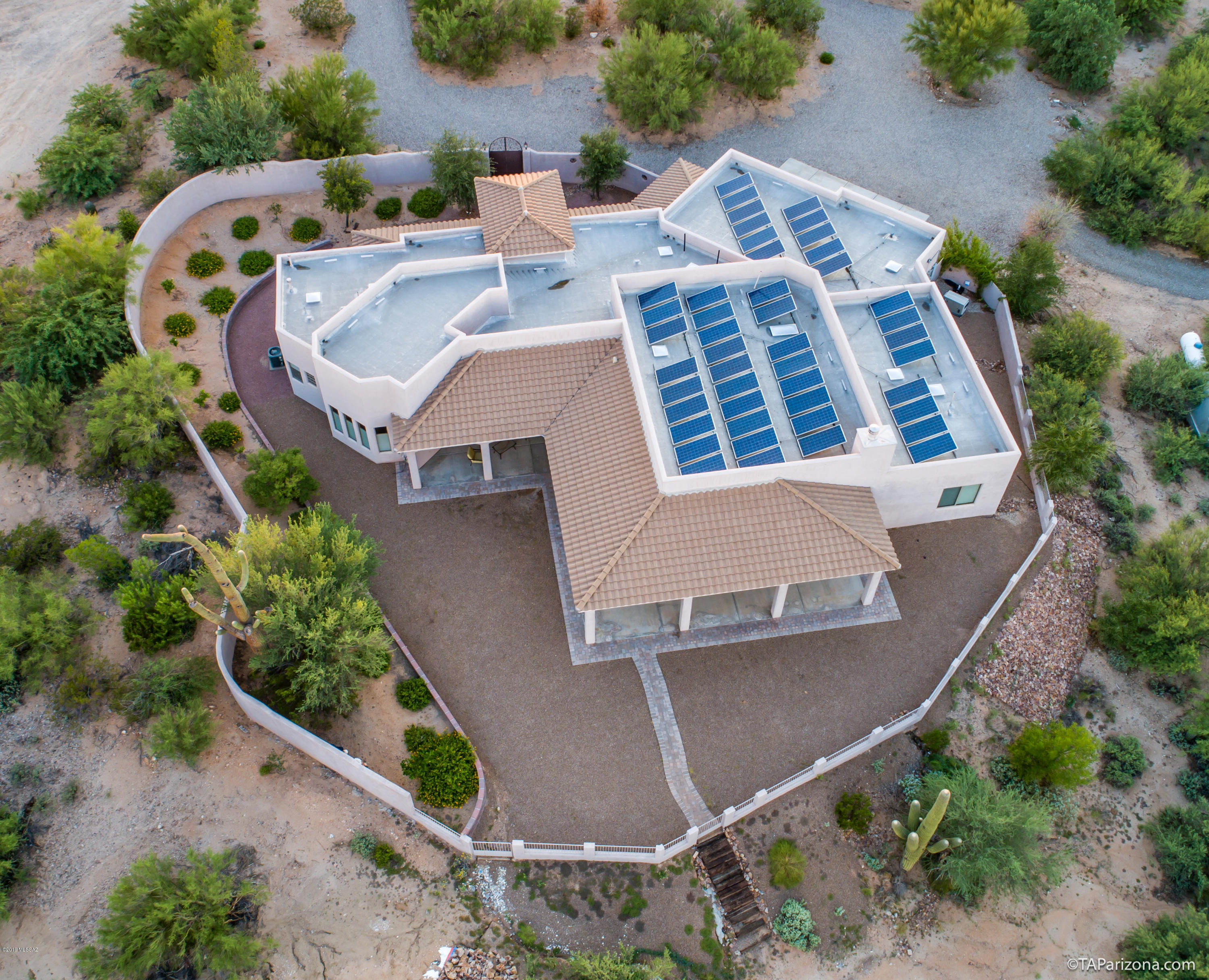 9610 N Camino Del Plata