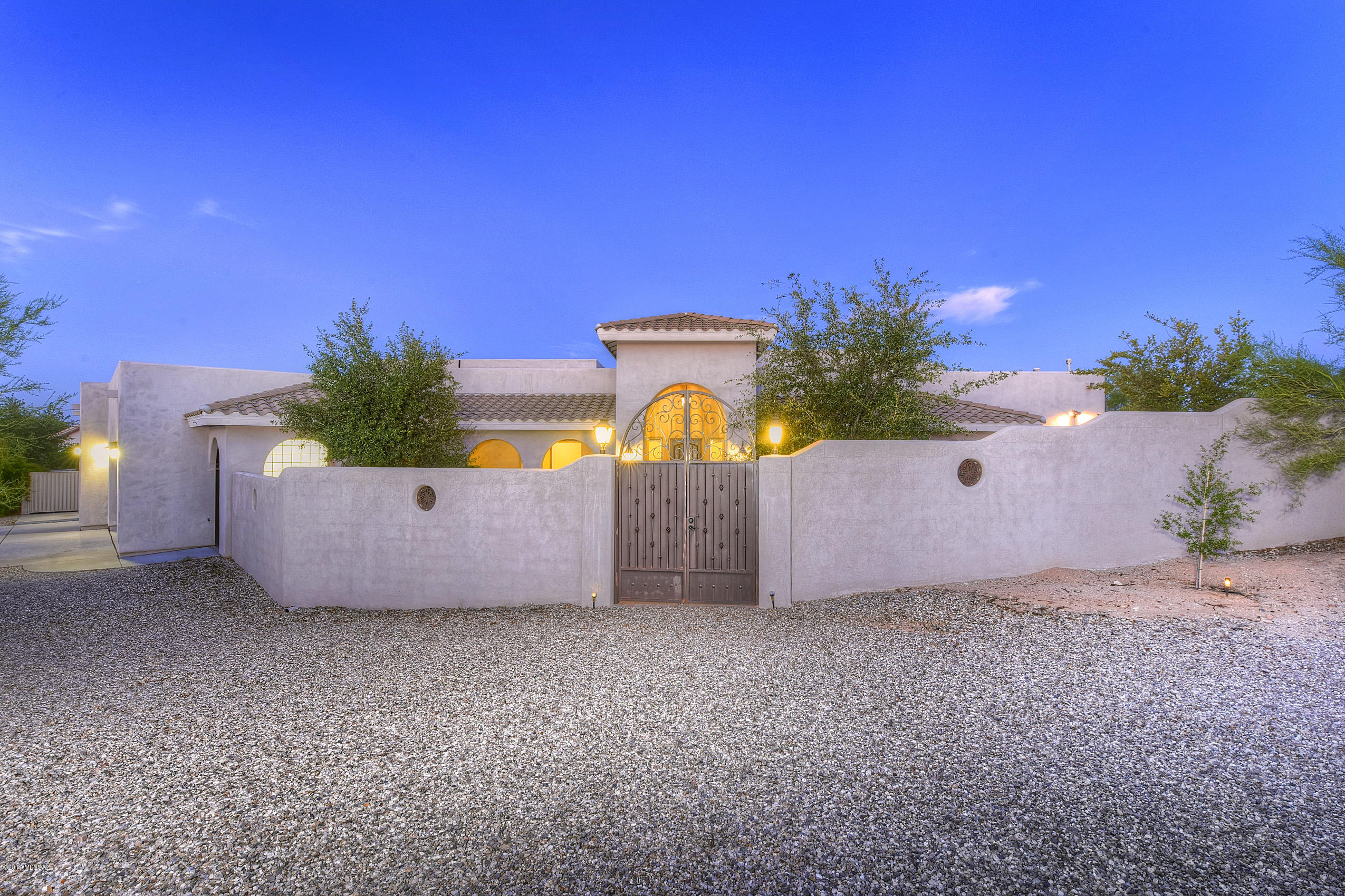 9610 N Camino Del Plata