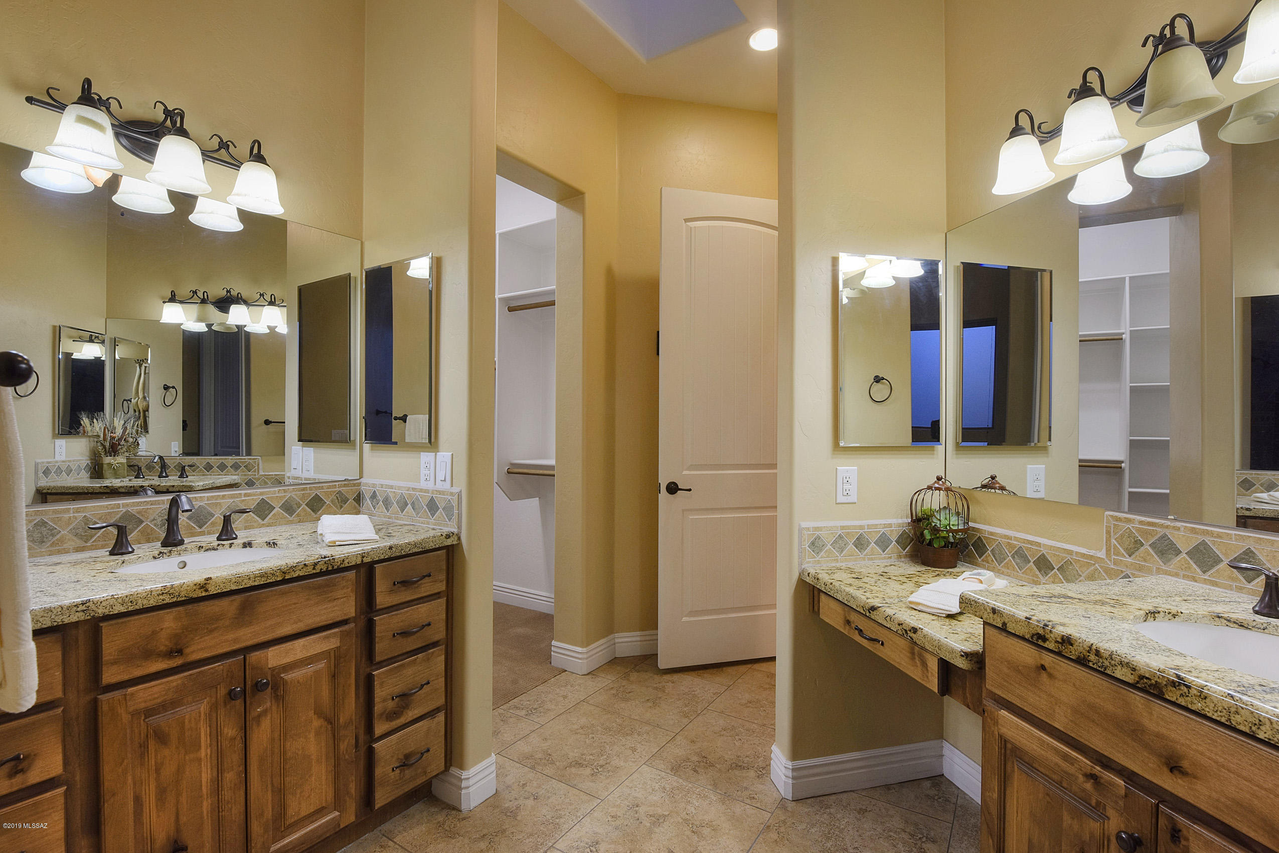 9610 N Camino Del Plata