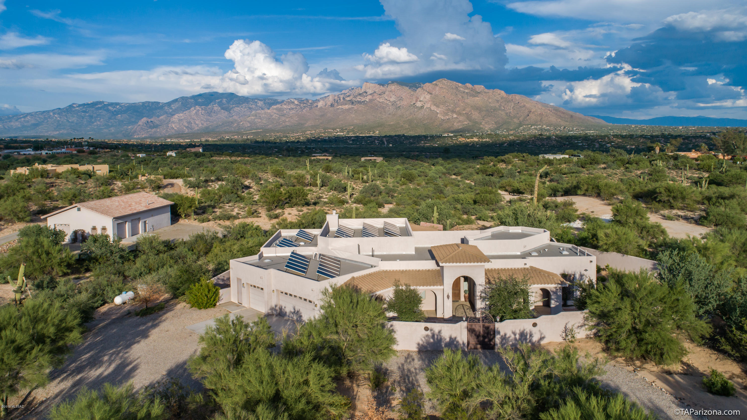 9610 N Camino Del Plata