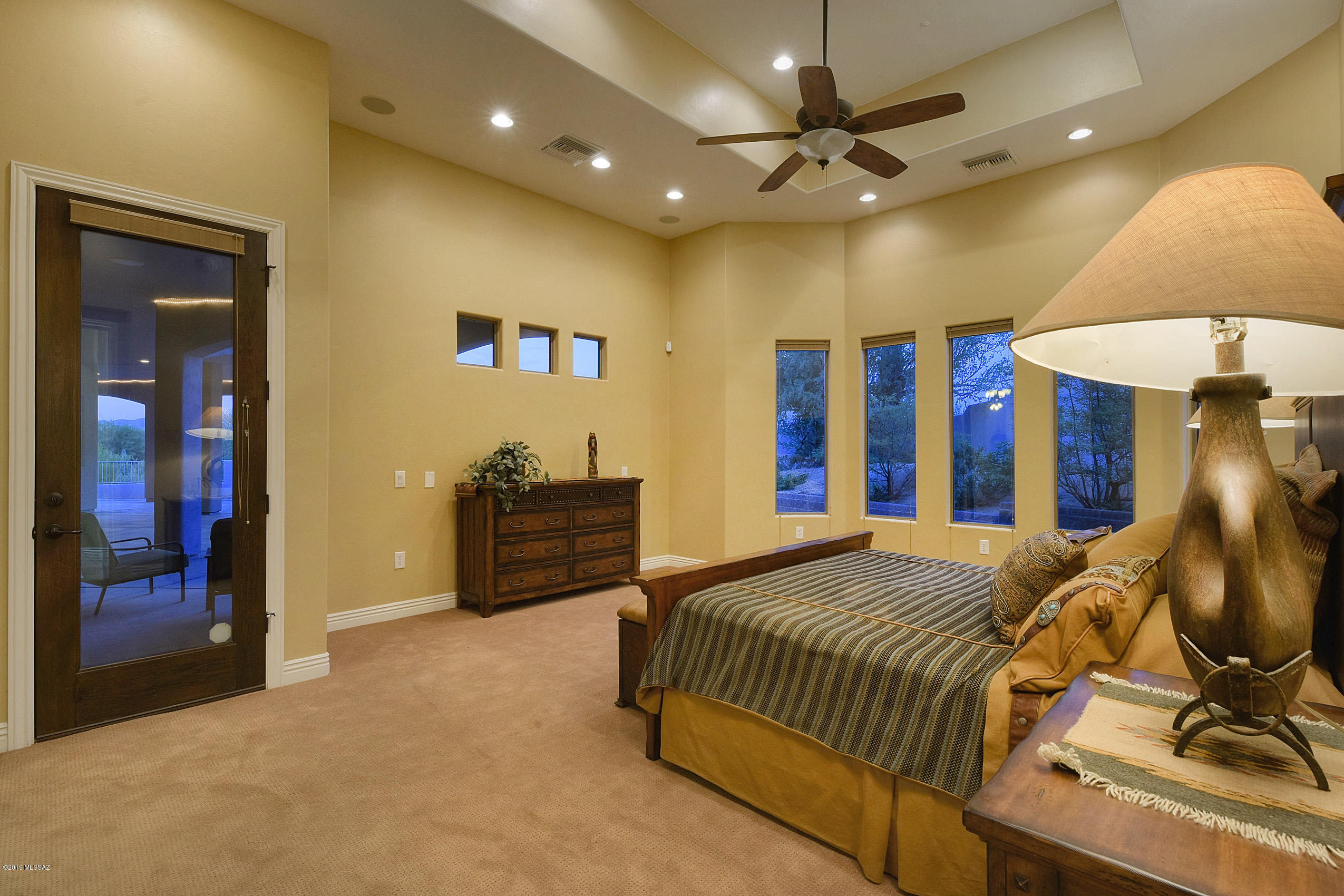 9610 N Camino Del Plata