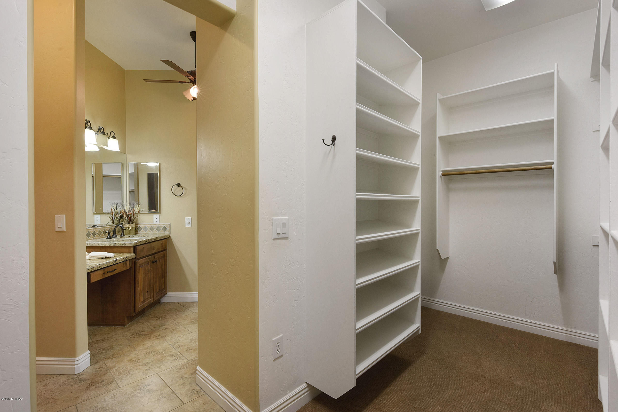 9610 N Camino Del Plata