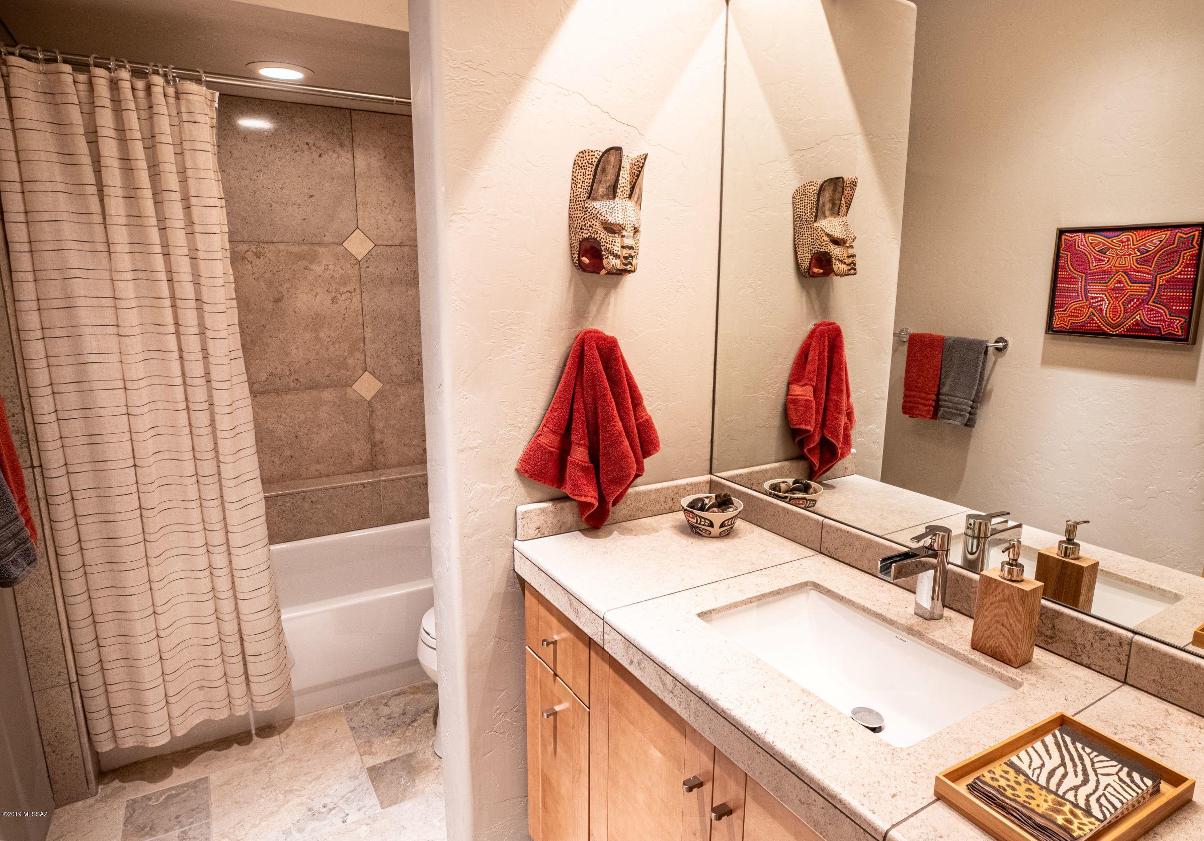 11776 N Via De La Verbenita