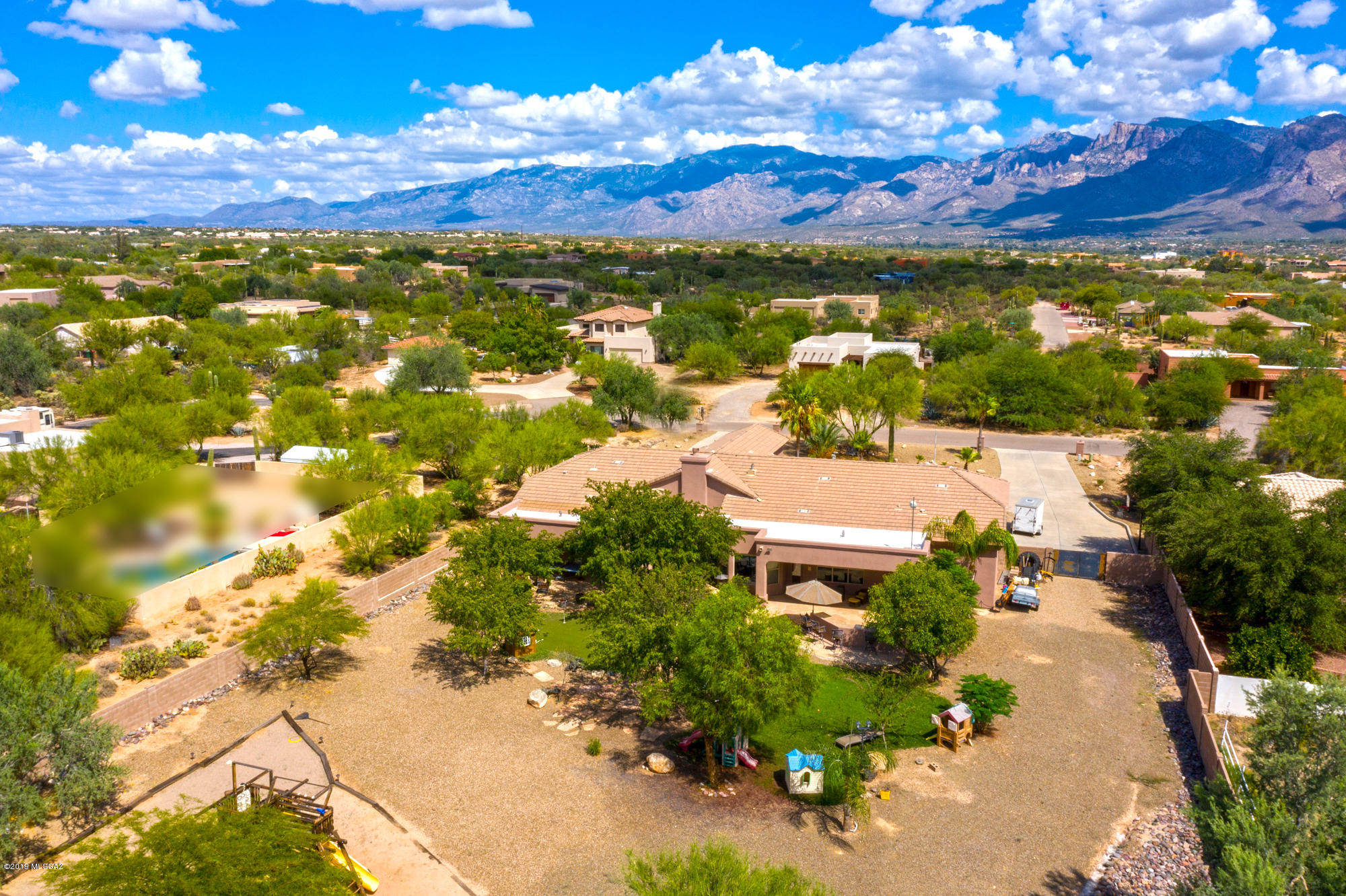 10065 N Ironwood Oasis Place