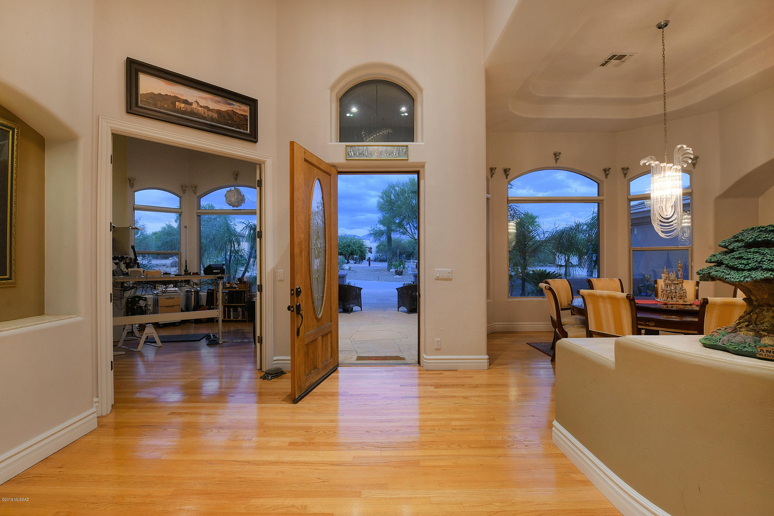 10065 N Ironwood Oasis Place