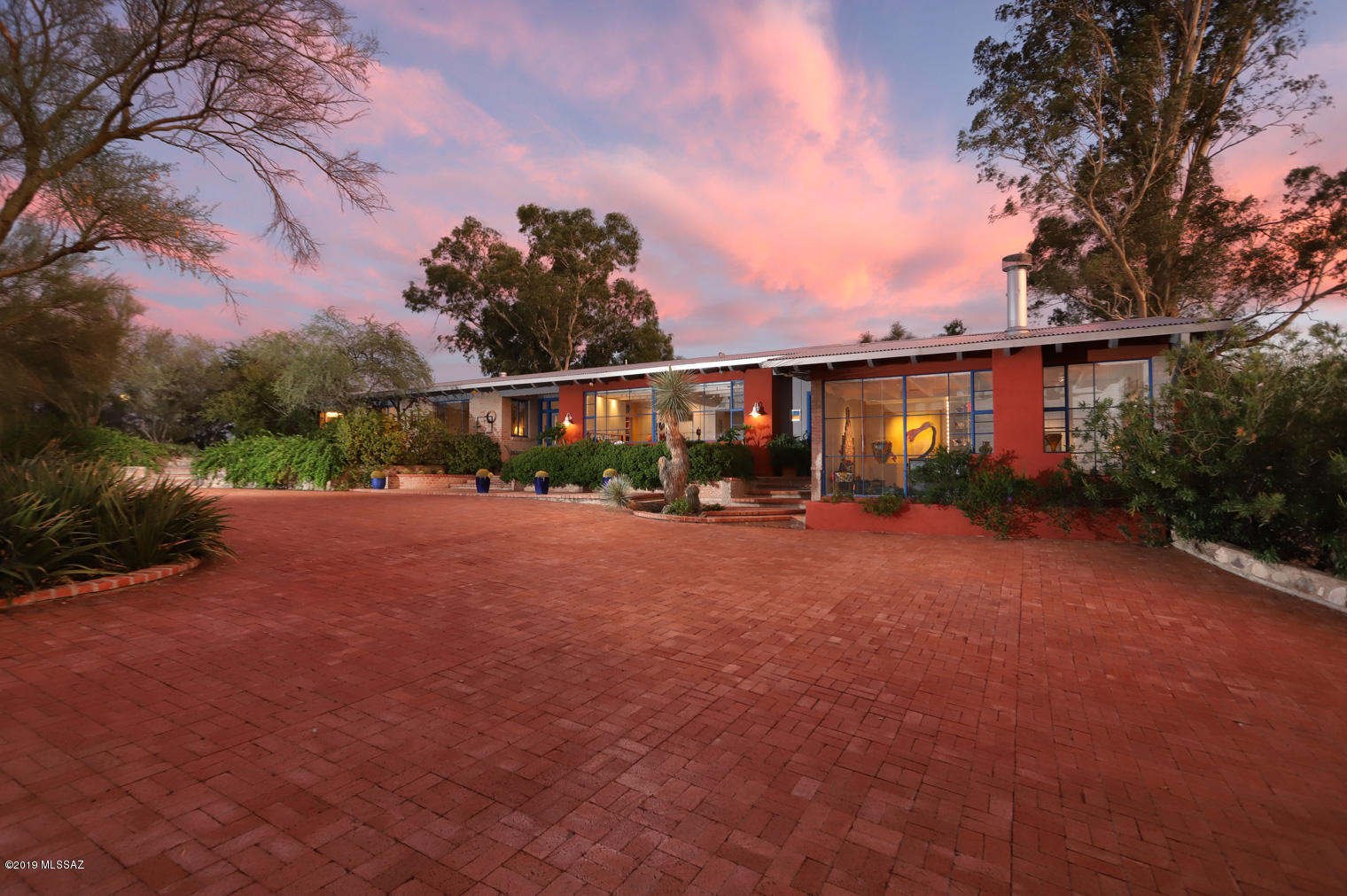 4520 N Hacienda Del Sol Road