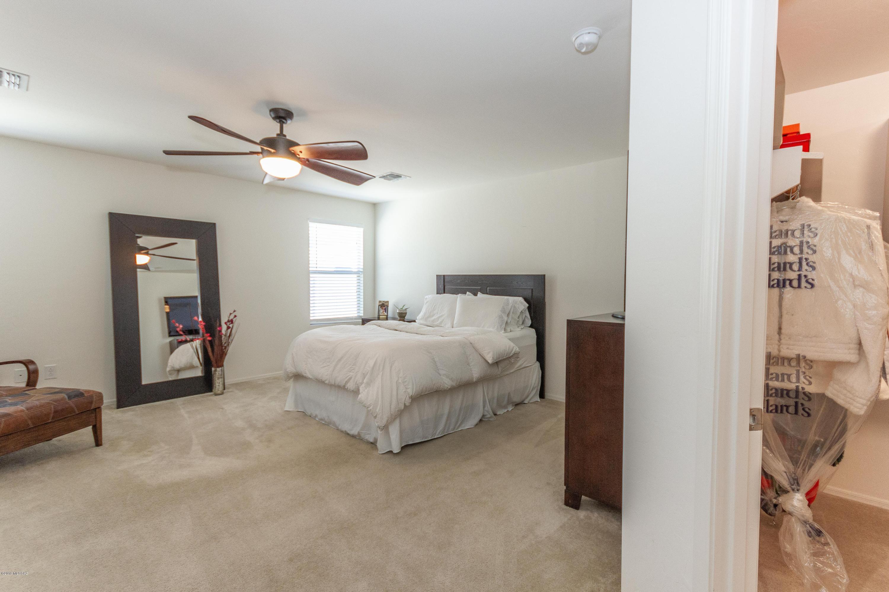 8296 W Melanitta Drive