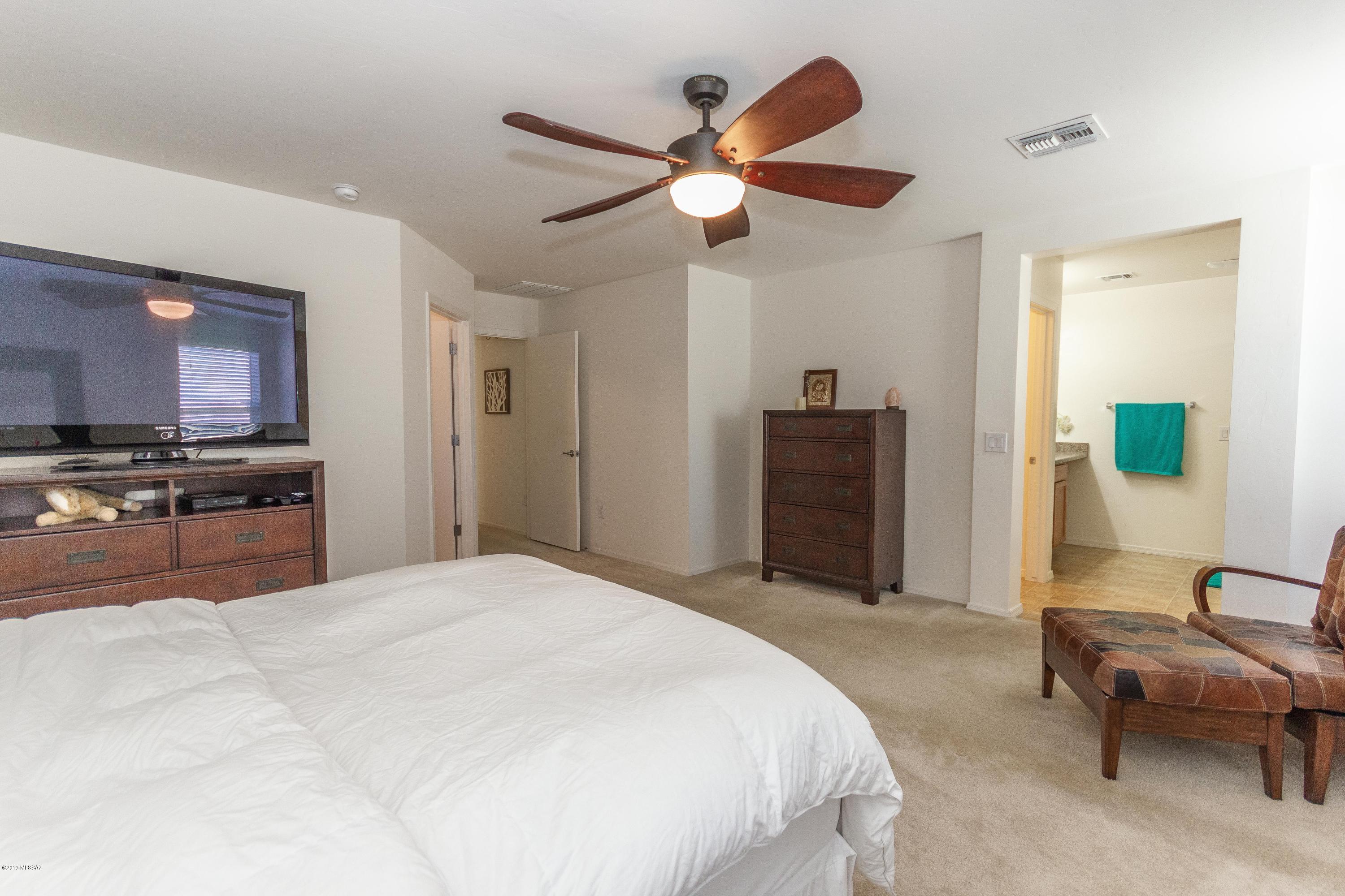 8296 W Melanitta Drive