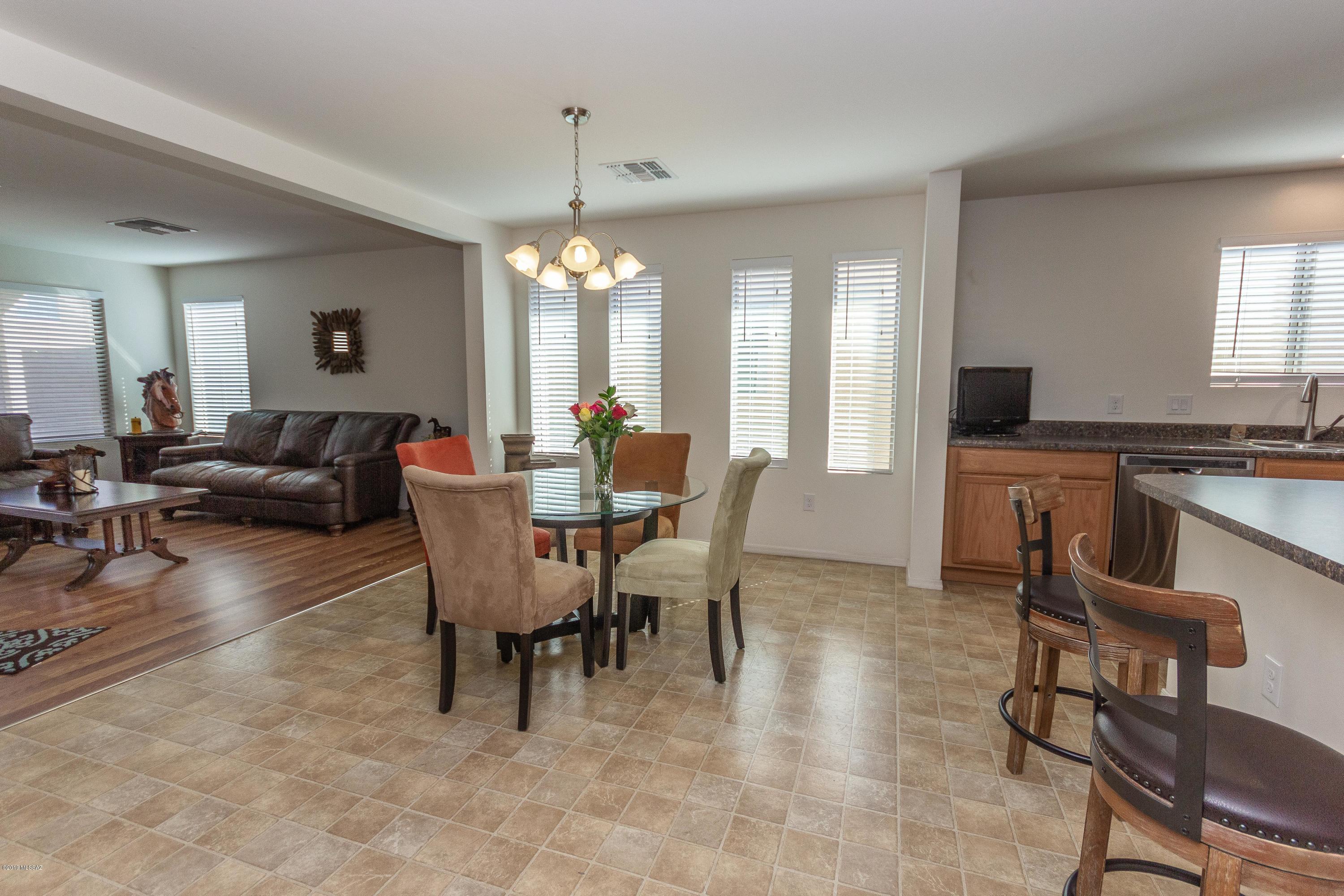 8296 W Melanitta Drive