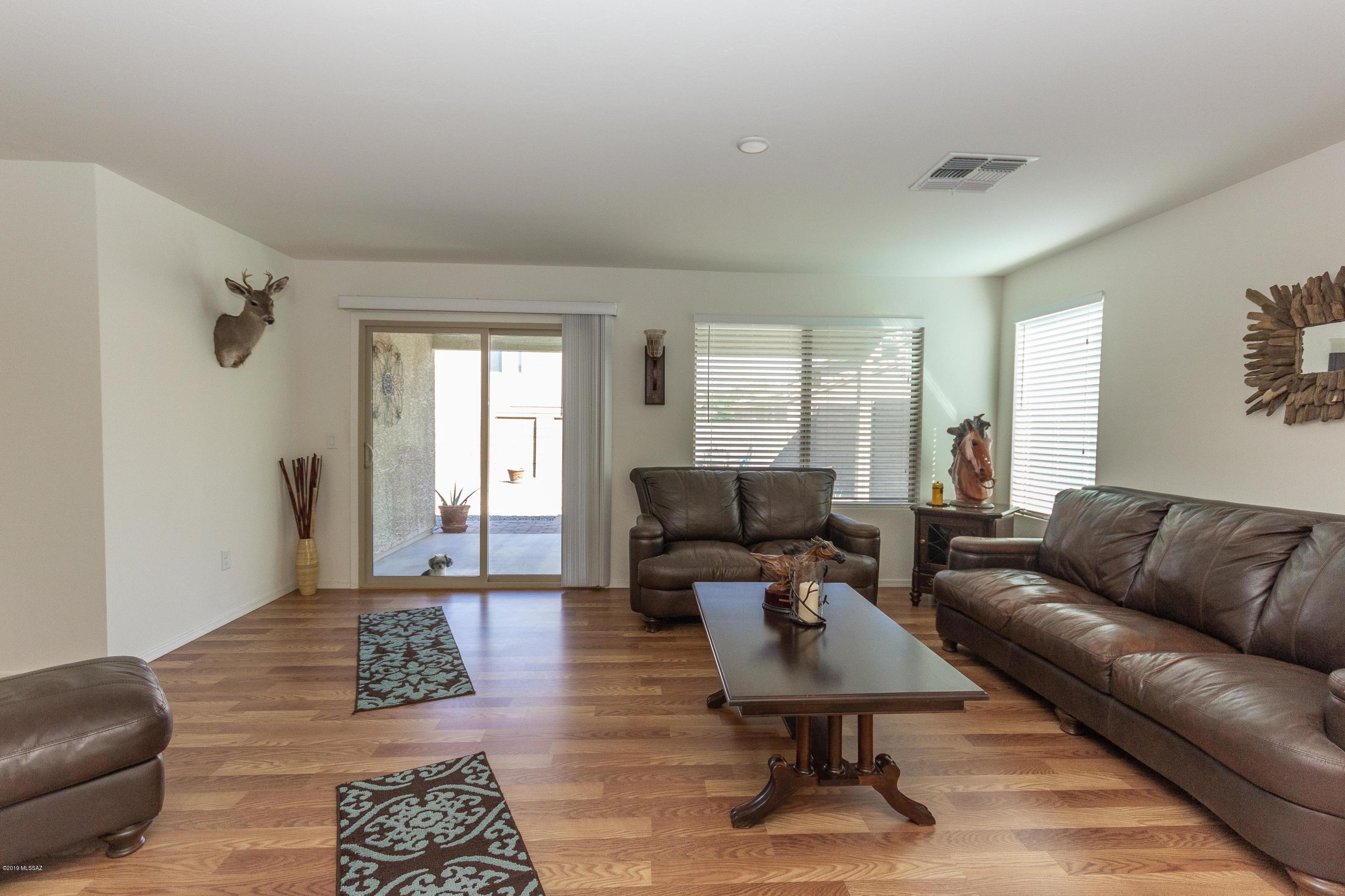 8296 W Melanitta Drive