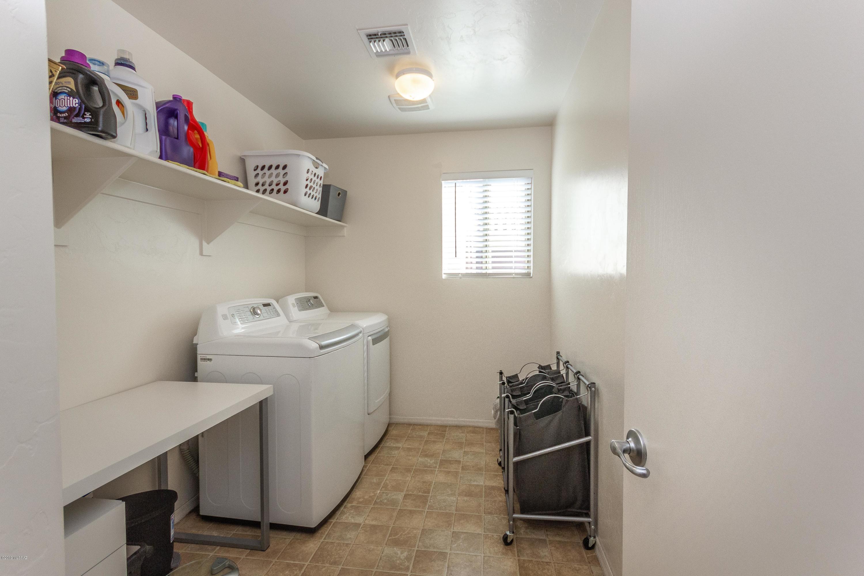 8296 W Melanitta Drive