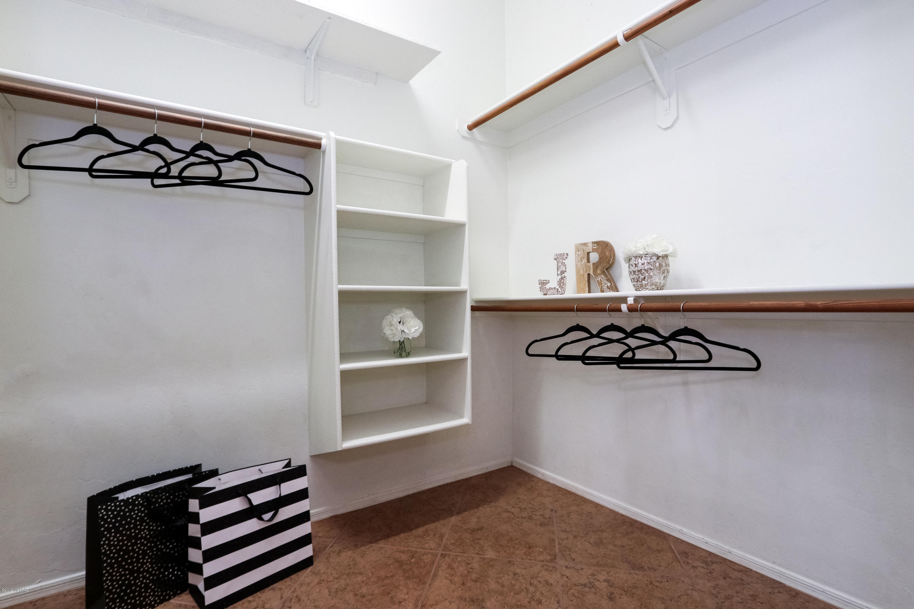 5004 W Tipperary Lane