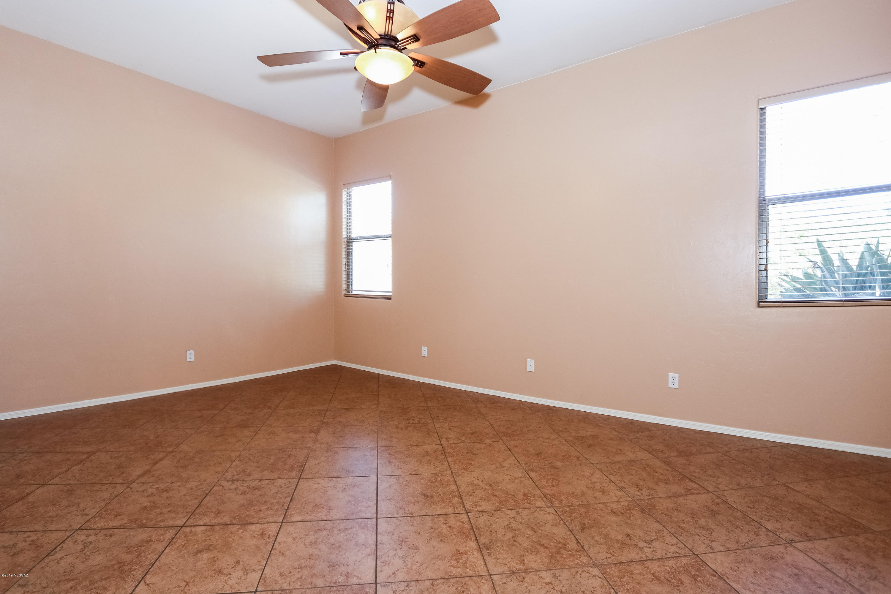 5004 W Tipperary Lane