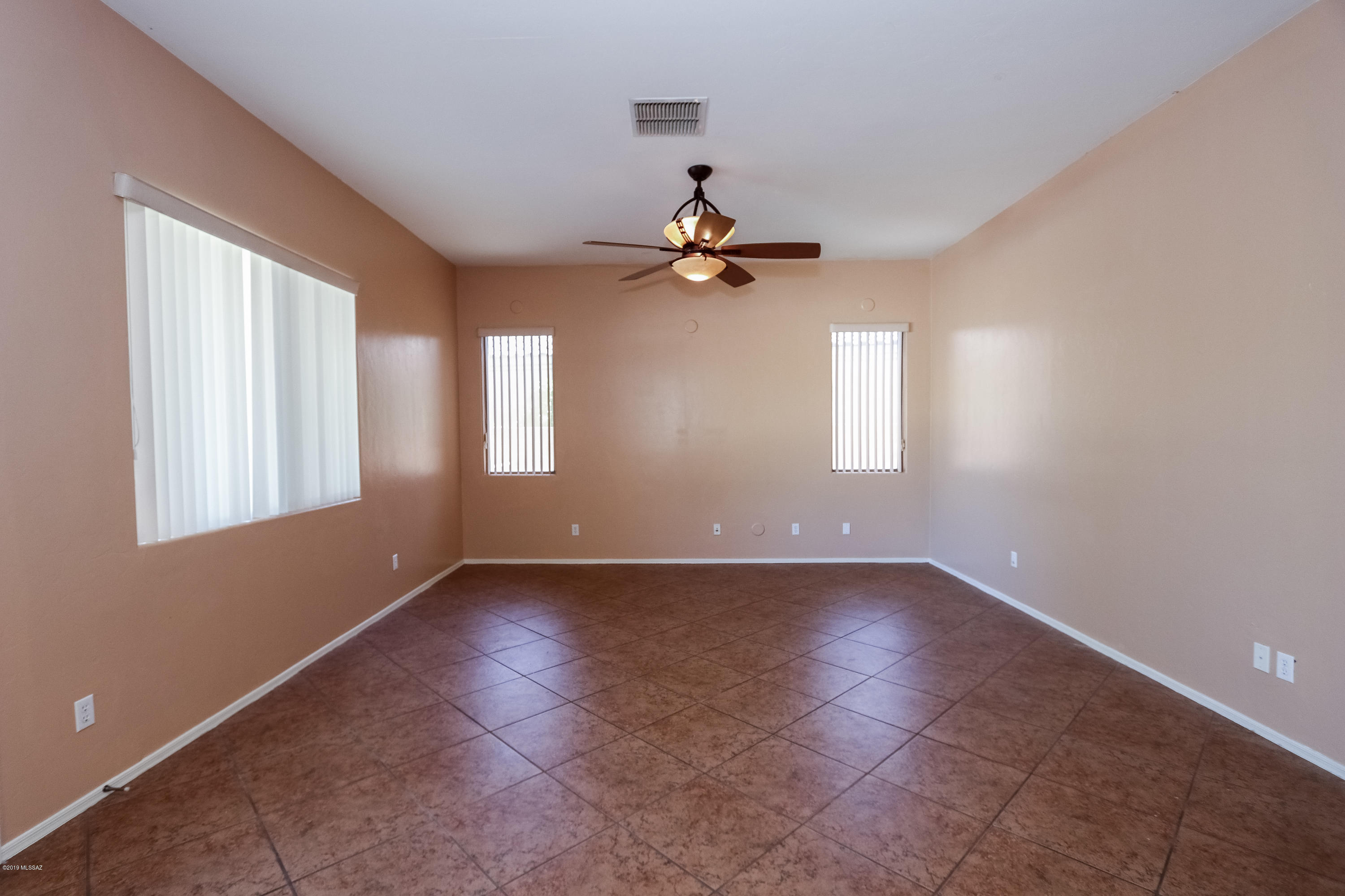 5004 W Tipperary Lane