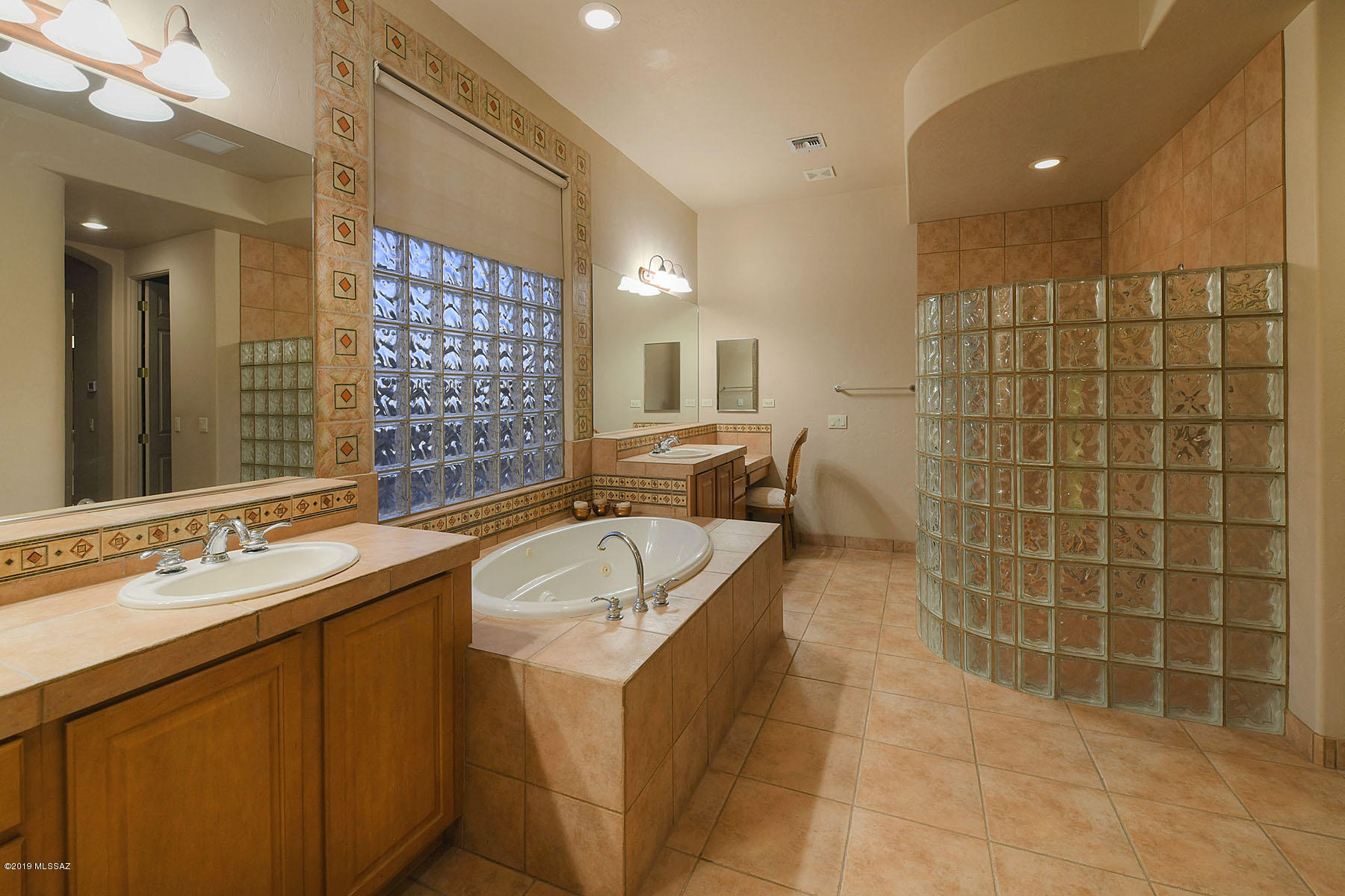 4418 E Pinnacle Ridge Place