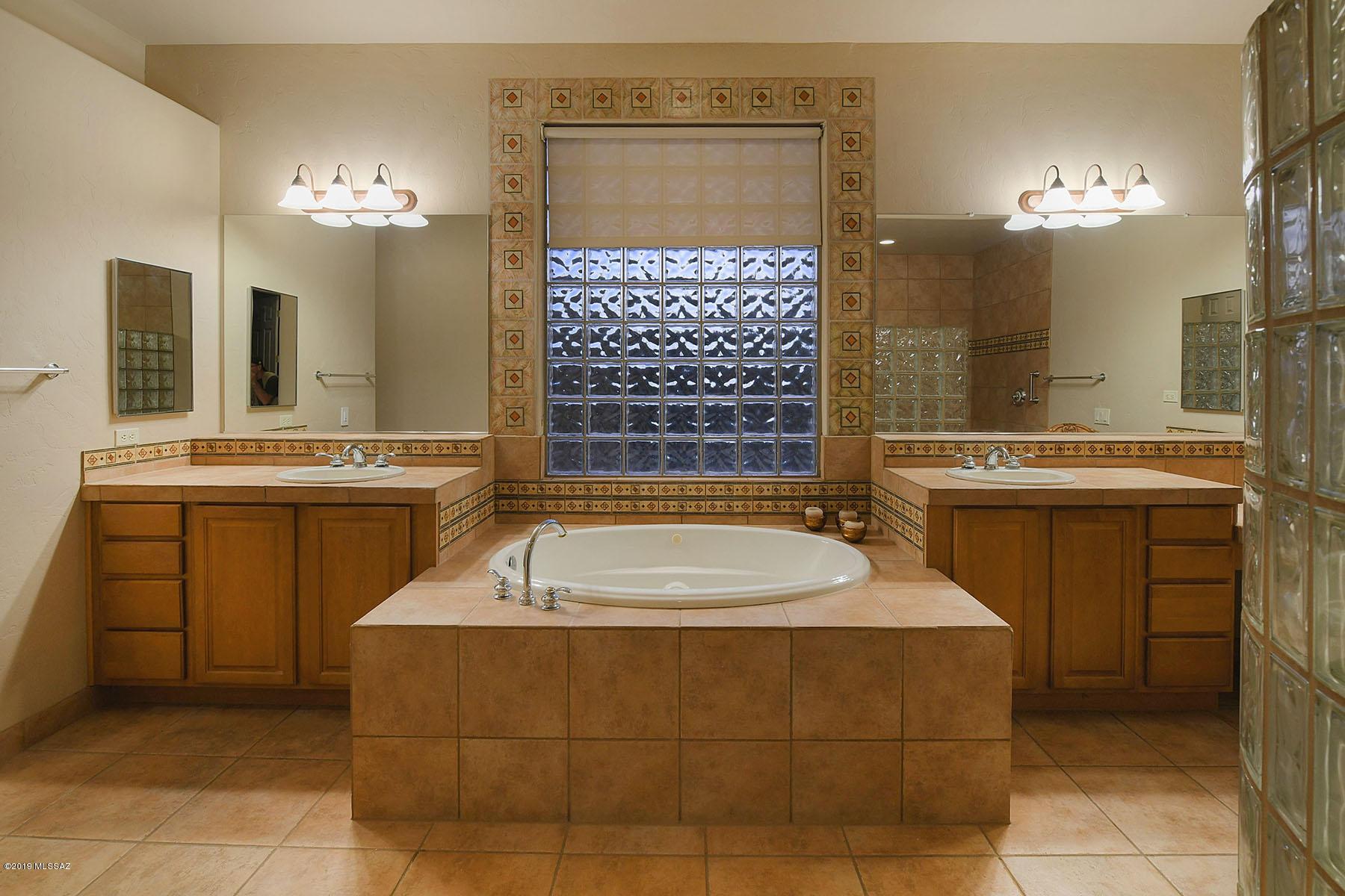 4418 E Pinnacle Ridge Place