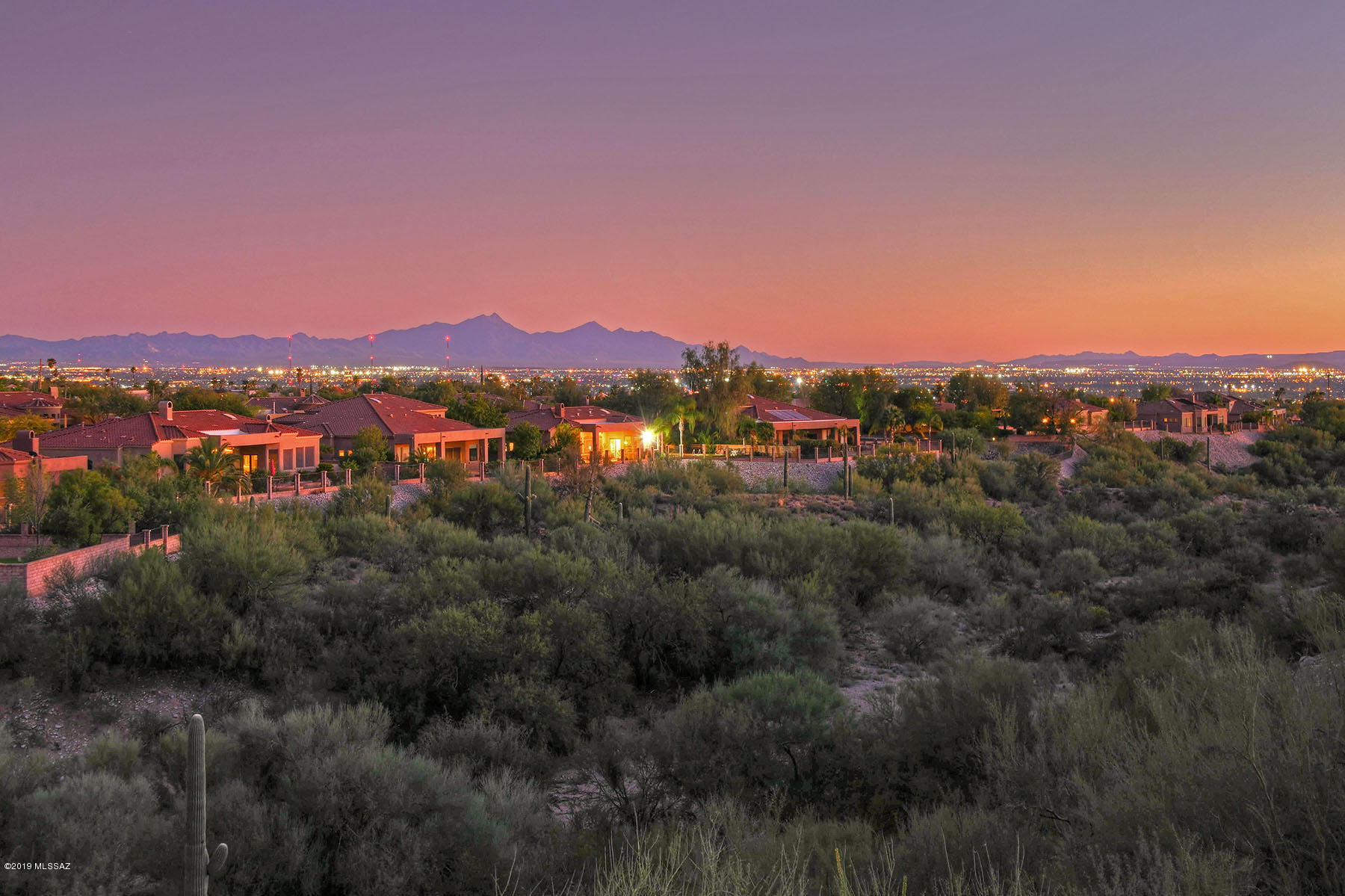 4418 E Pinnacle Ridge Place