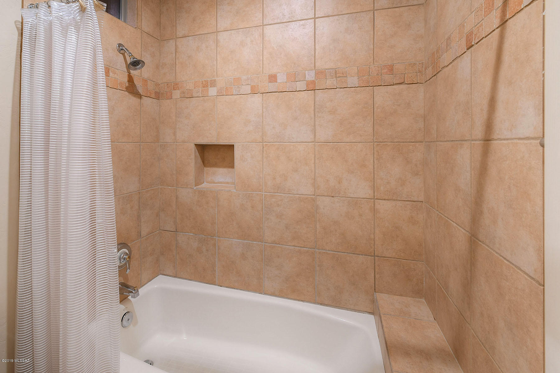 4418 E Pinnacle Ridge Place