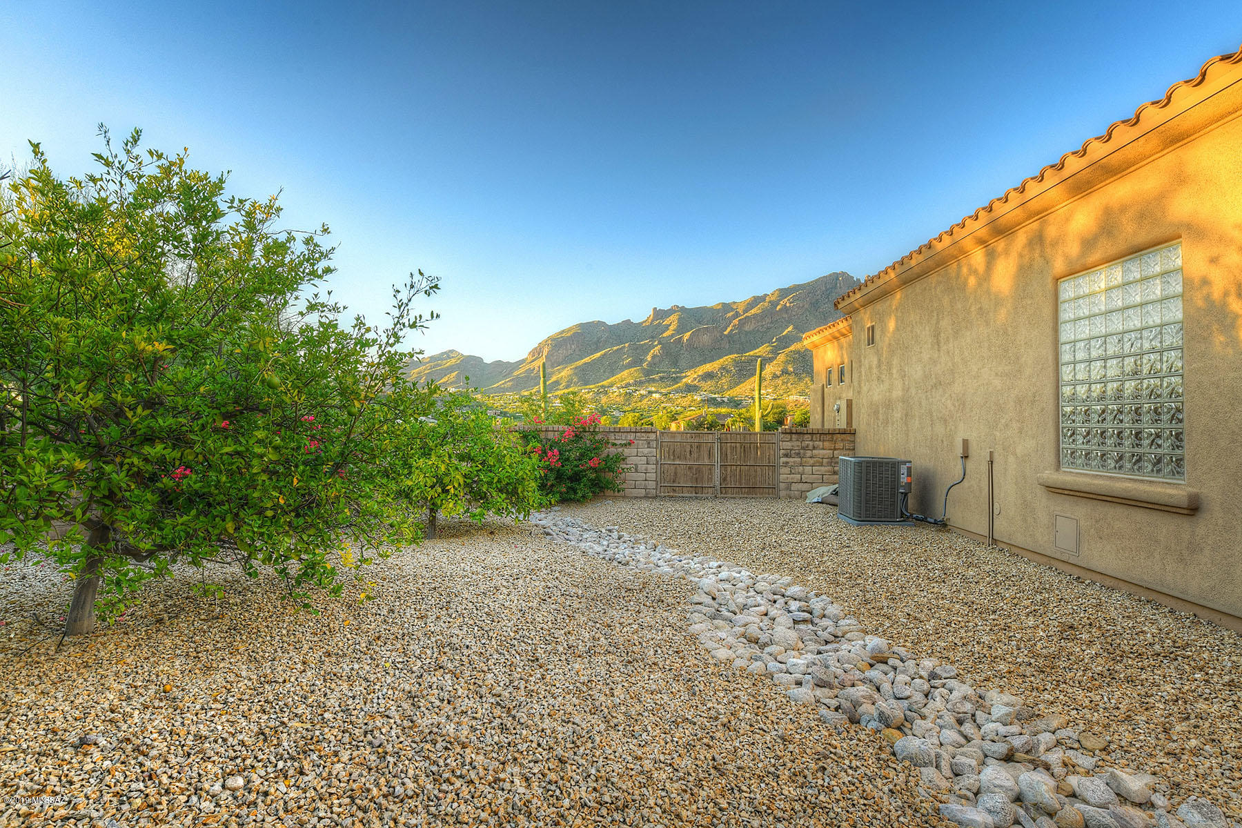 4418 E Pinnacle Ridge Place