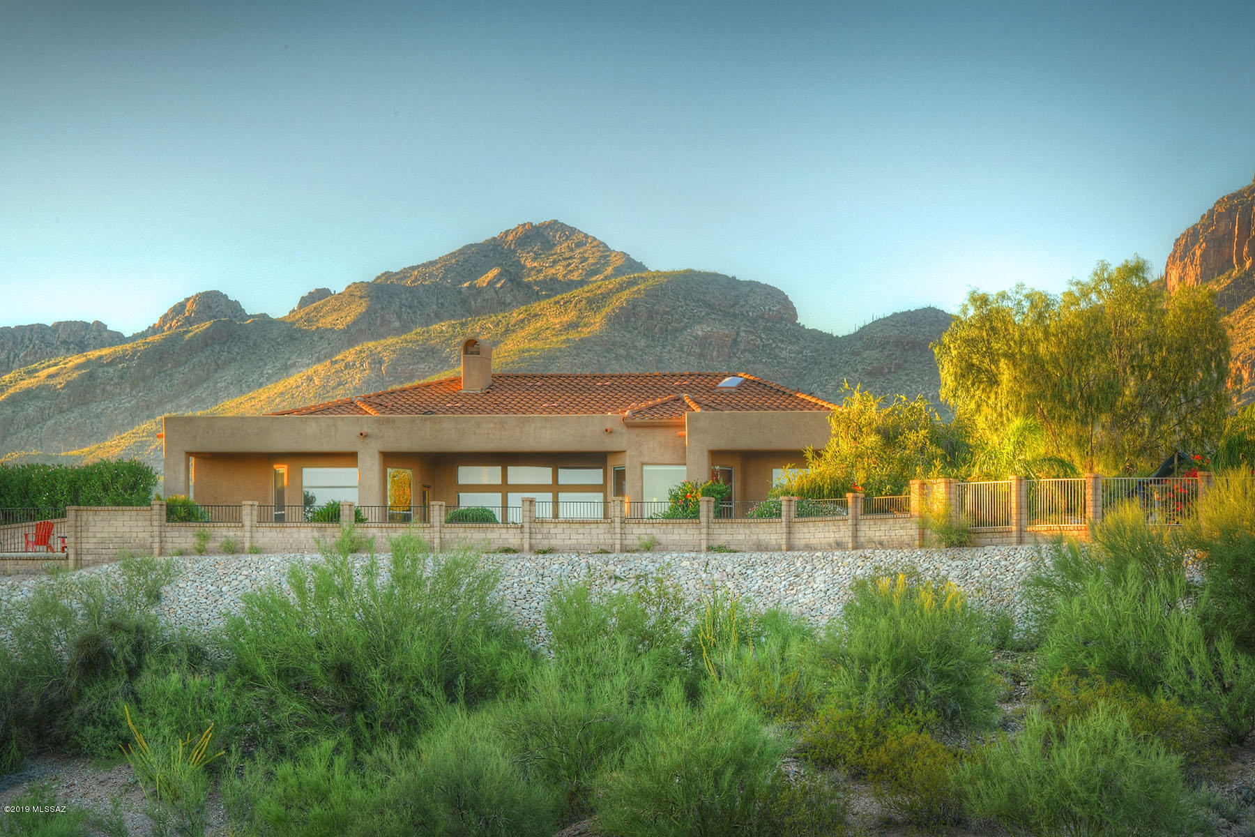 4418 E Pinnacle Ridge Place