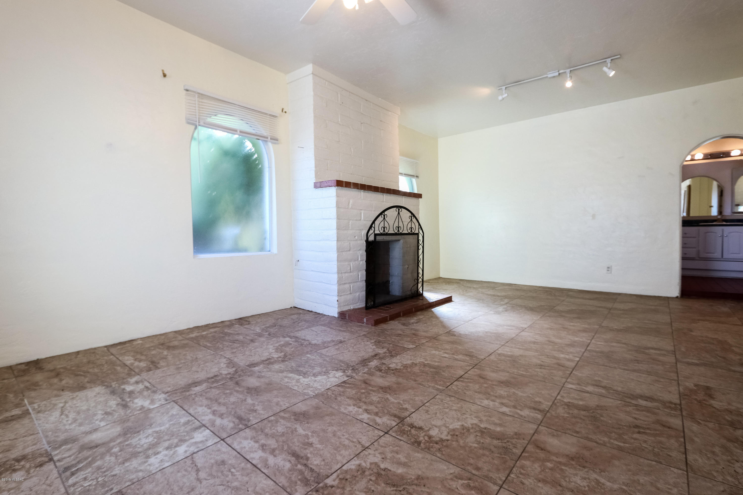 1206 E Copper Street