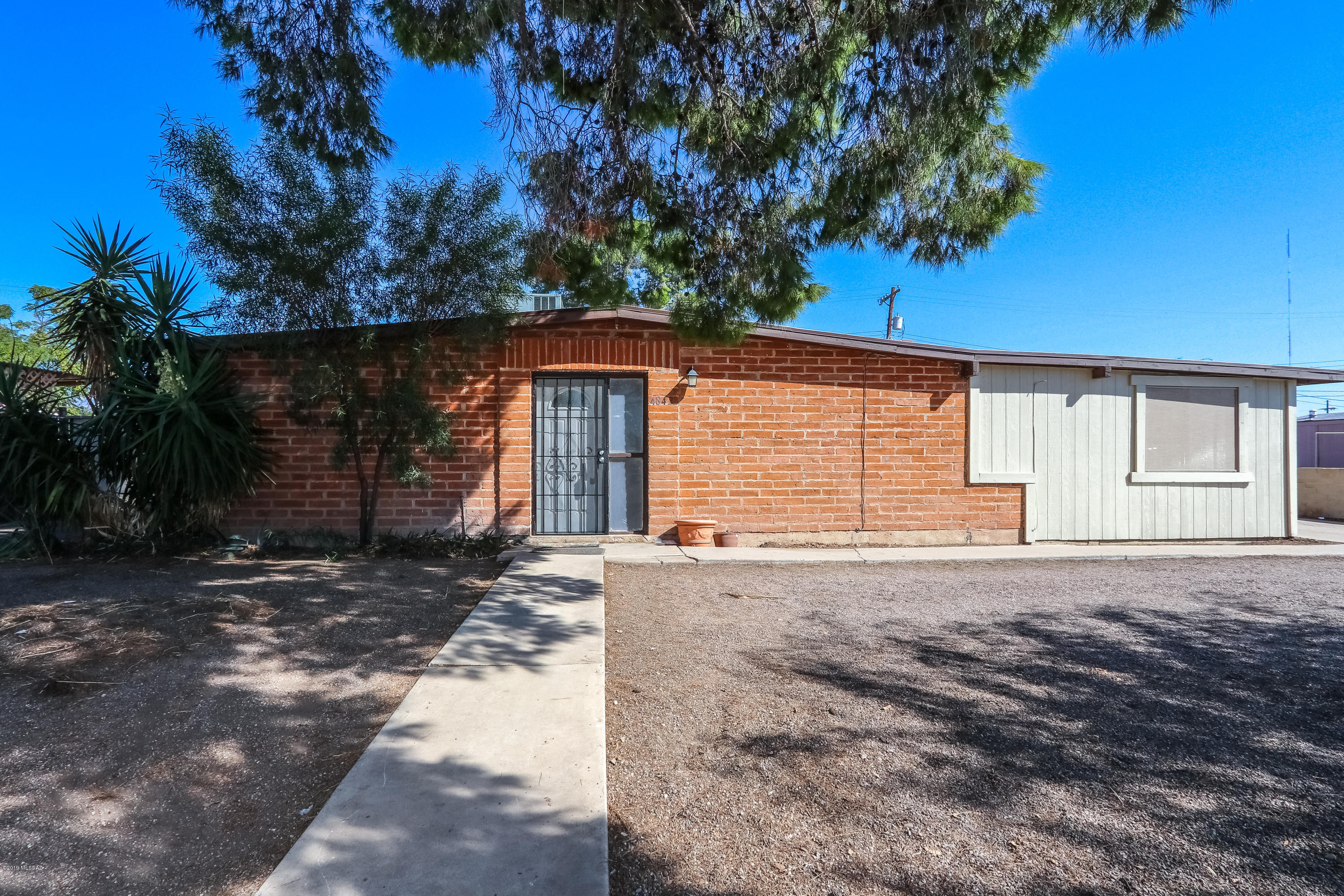 4842 N Maryvale Avenue