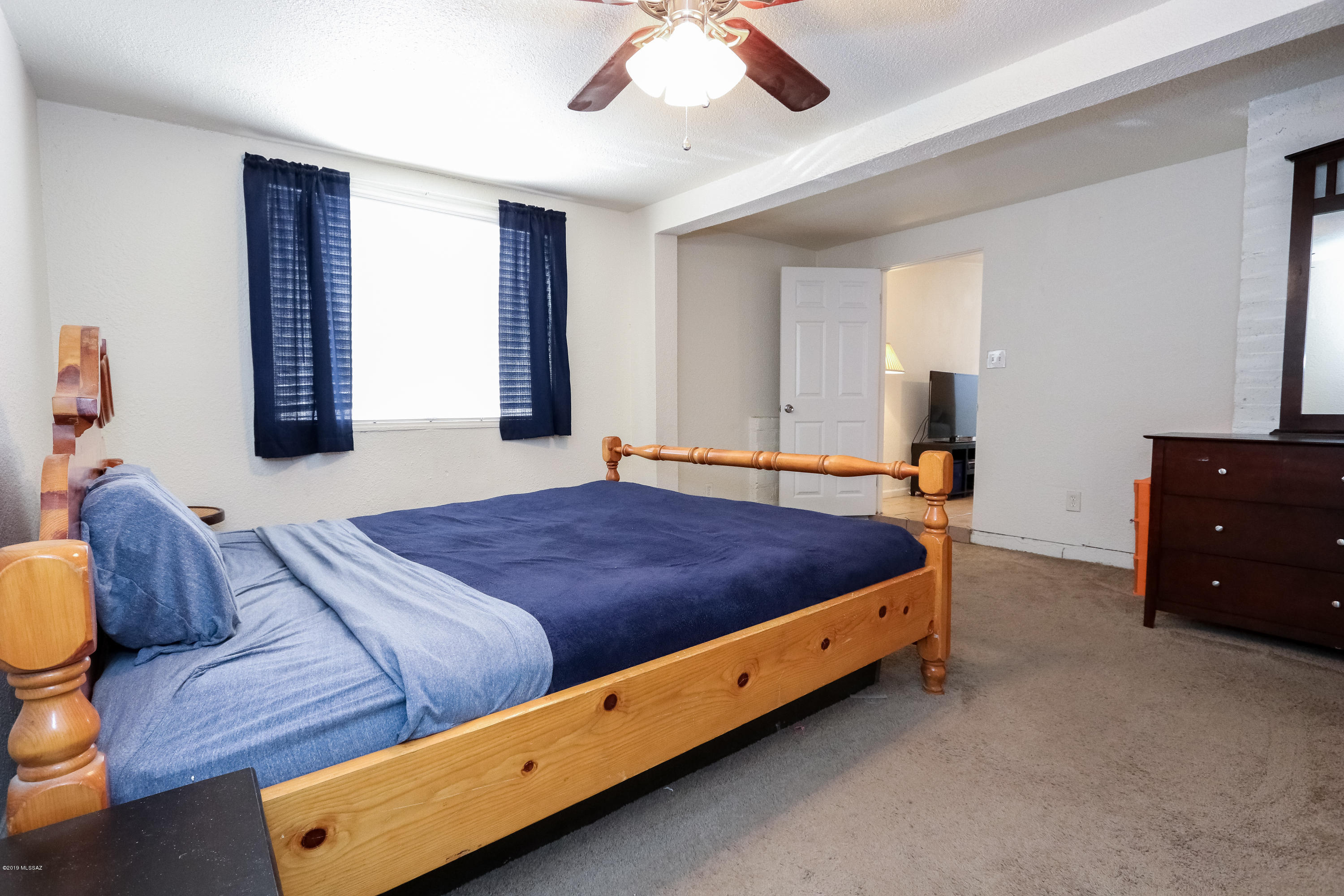 4842 N Maryvale Avenue