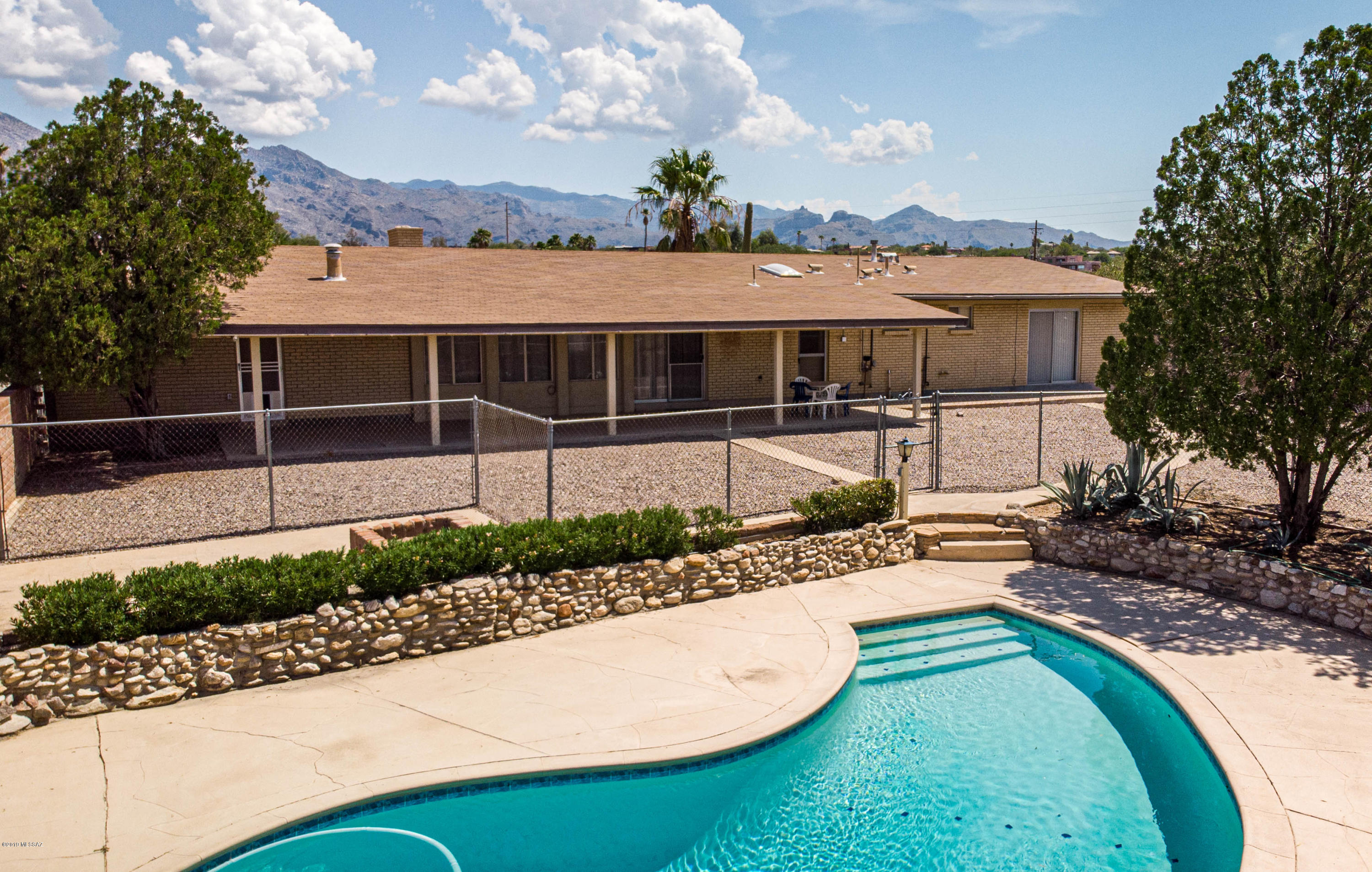 4161 N Camino Del Celador