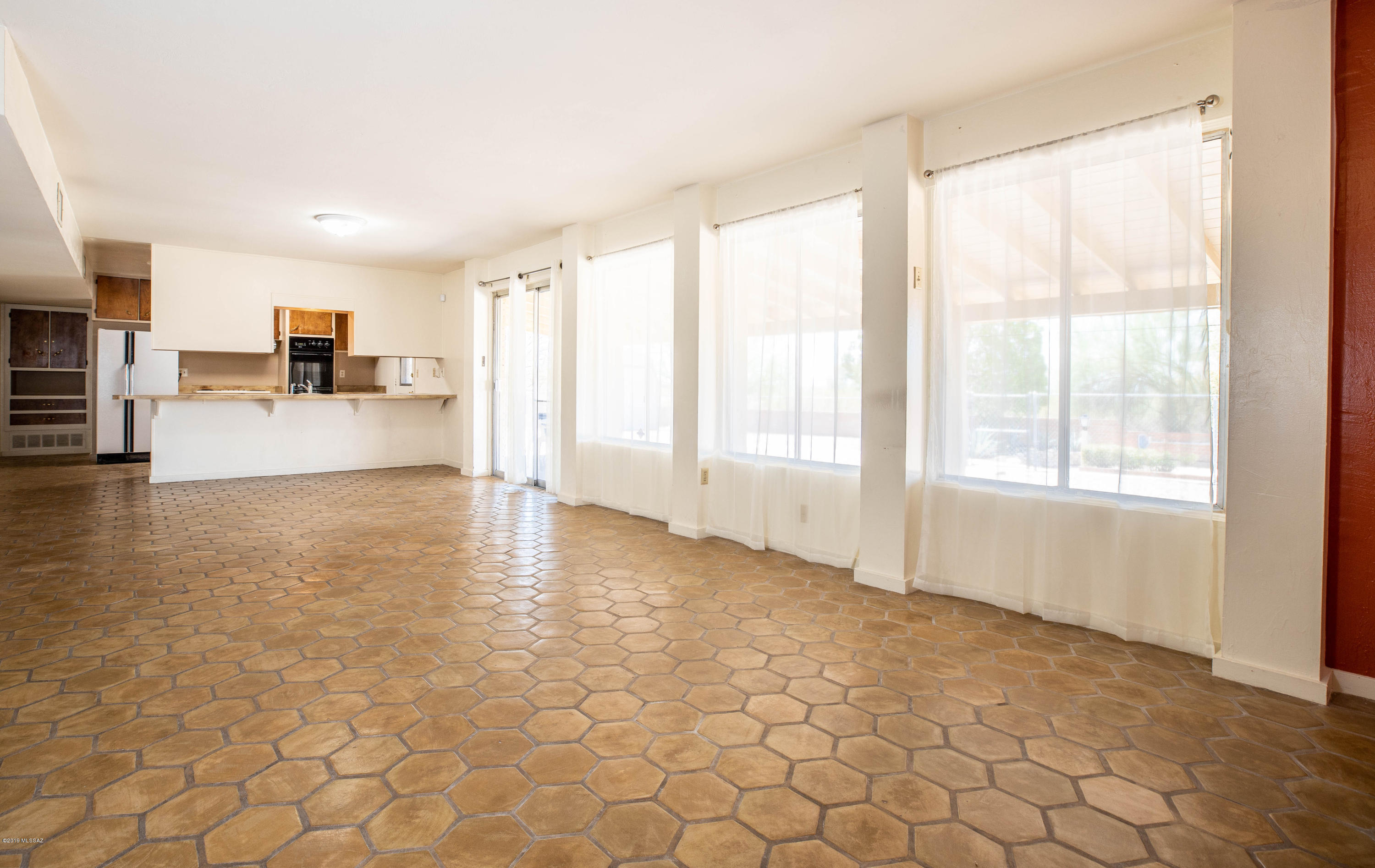 4161 N Camino Del Celador