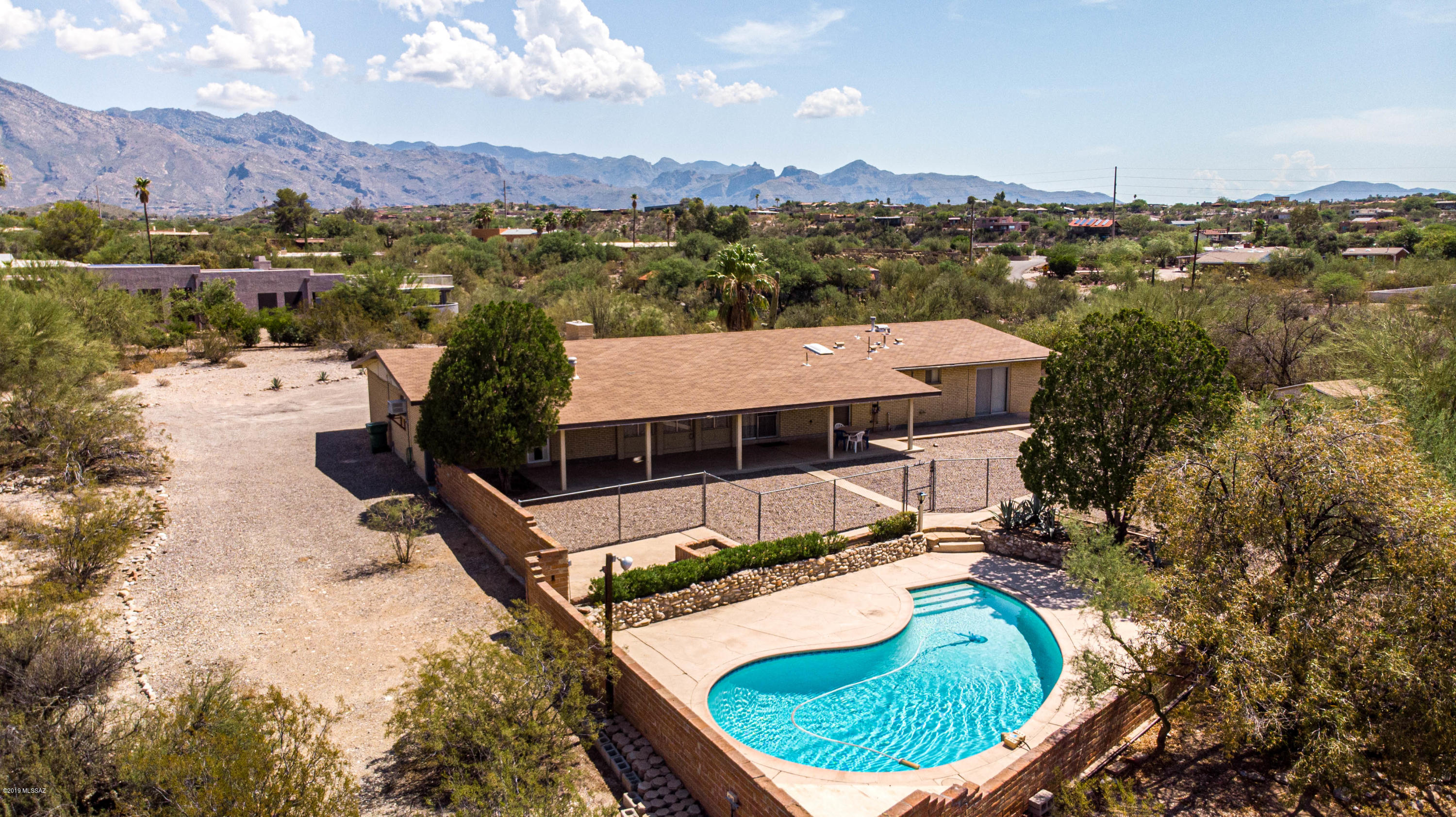 4161 N Camino Del Celador