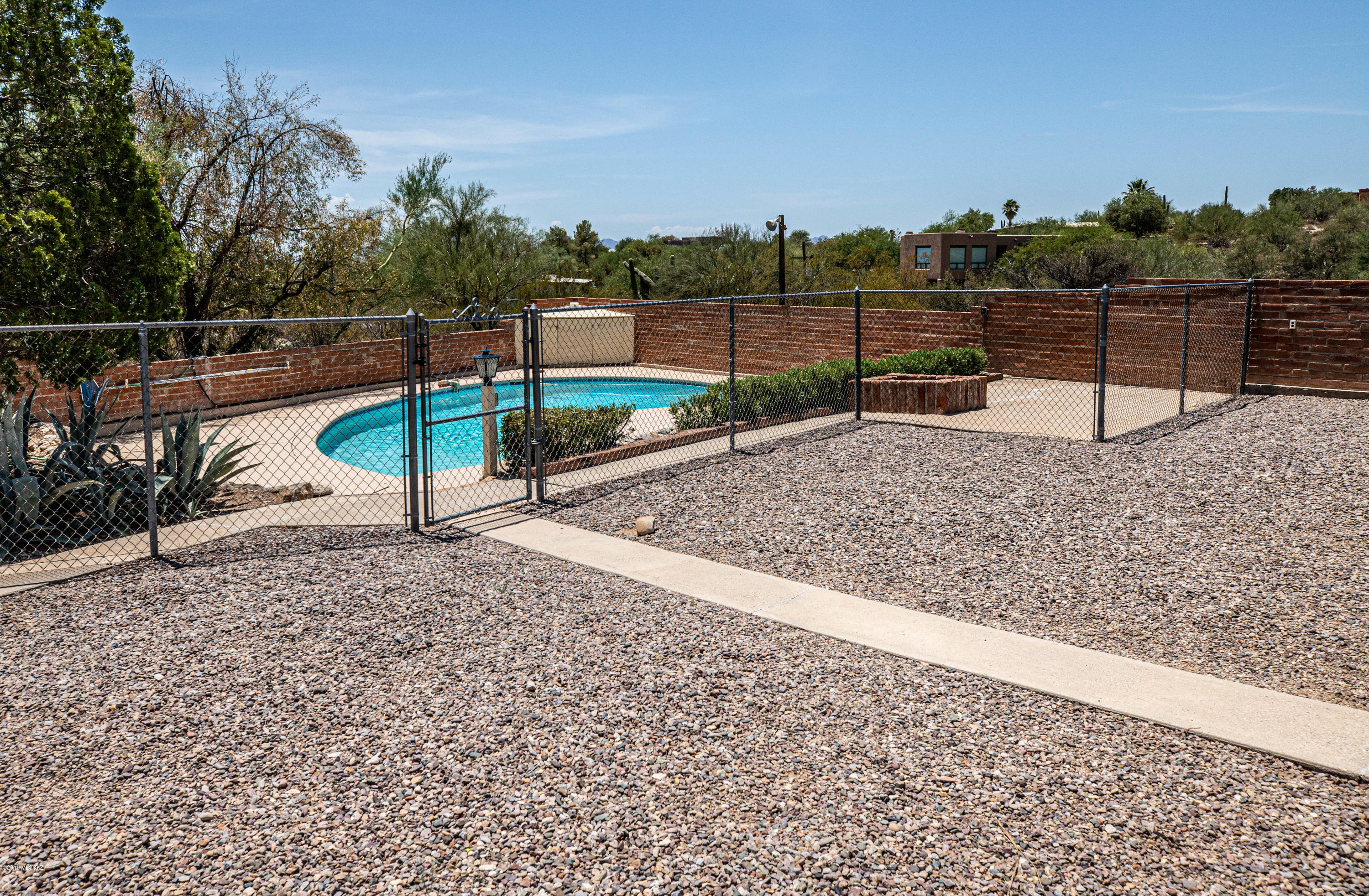 4161 N Camino Del Celador