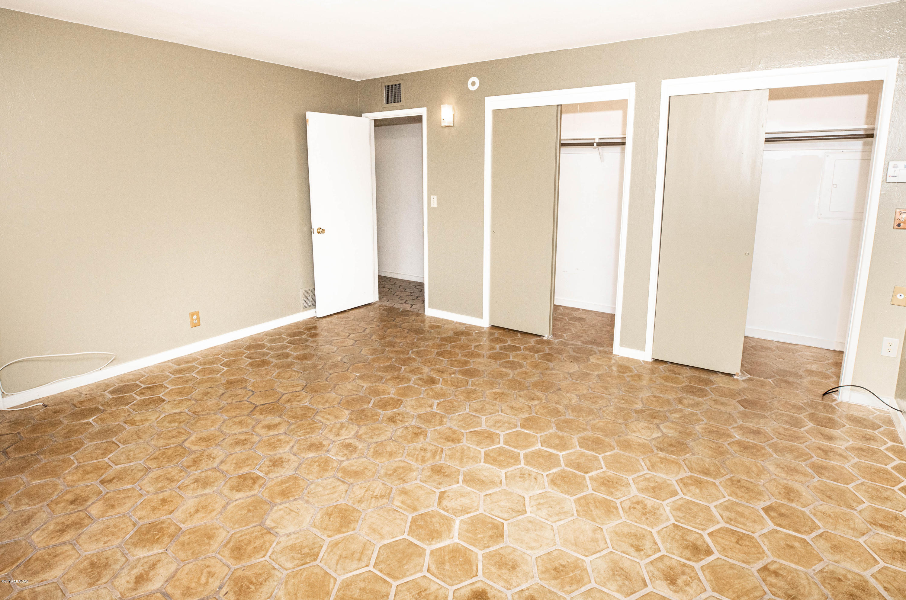 4161 N Camino Del Celador