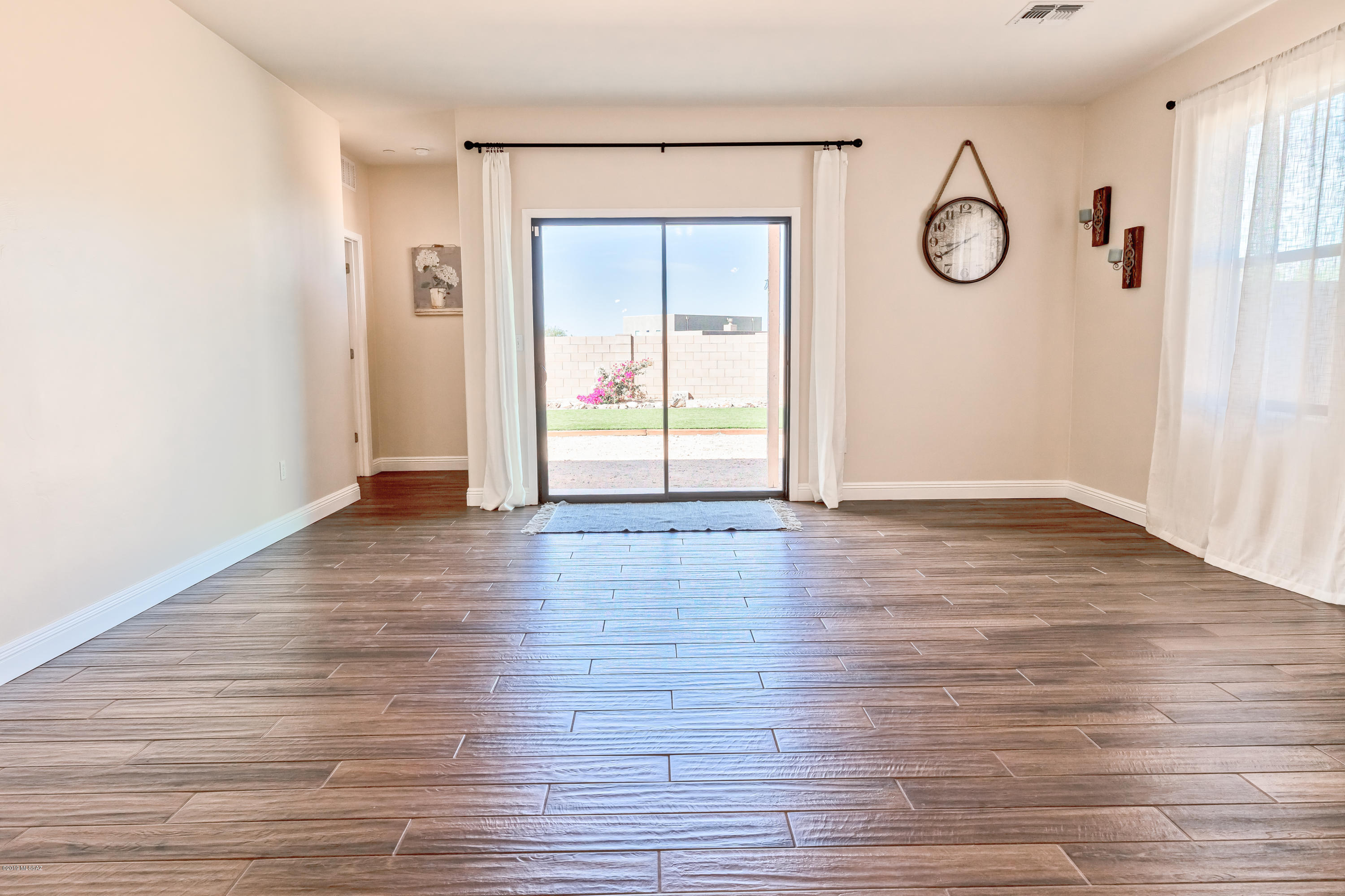 1449 N Darlene Place