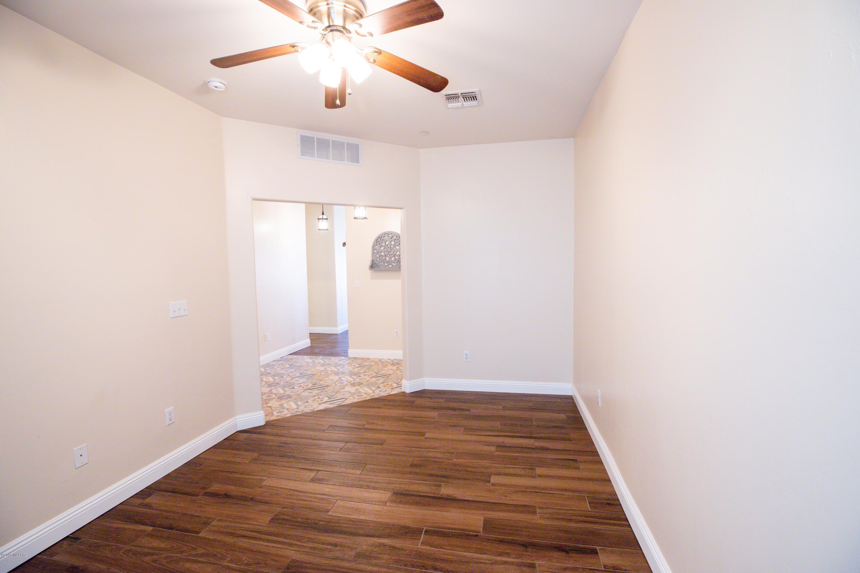 1449 N Darlene Place