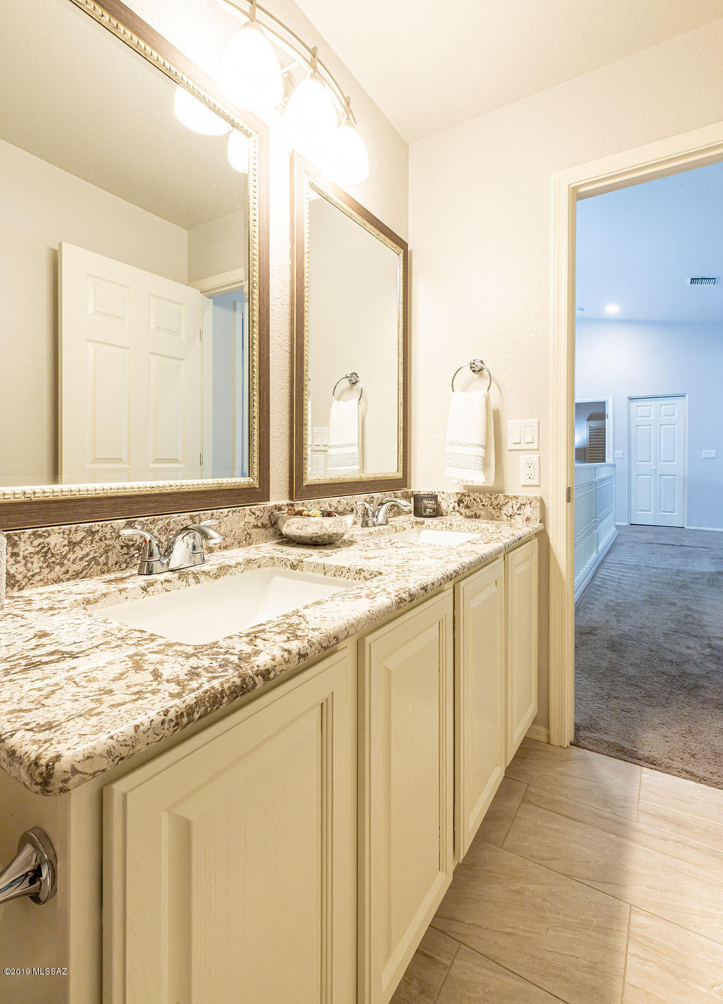 12555 N Copper Queen Way