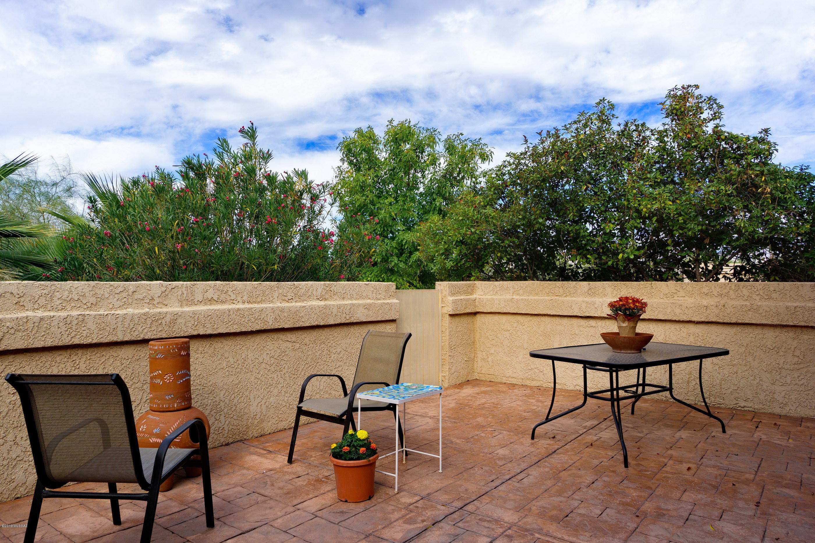 1171 N Corinthian Place