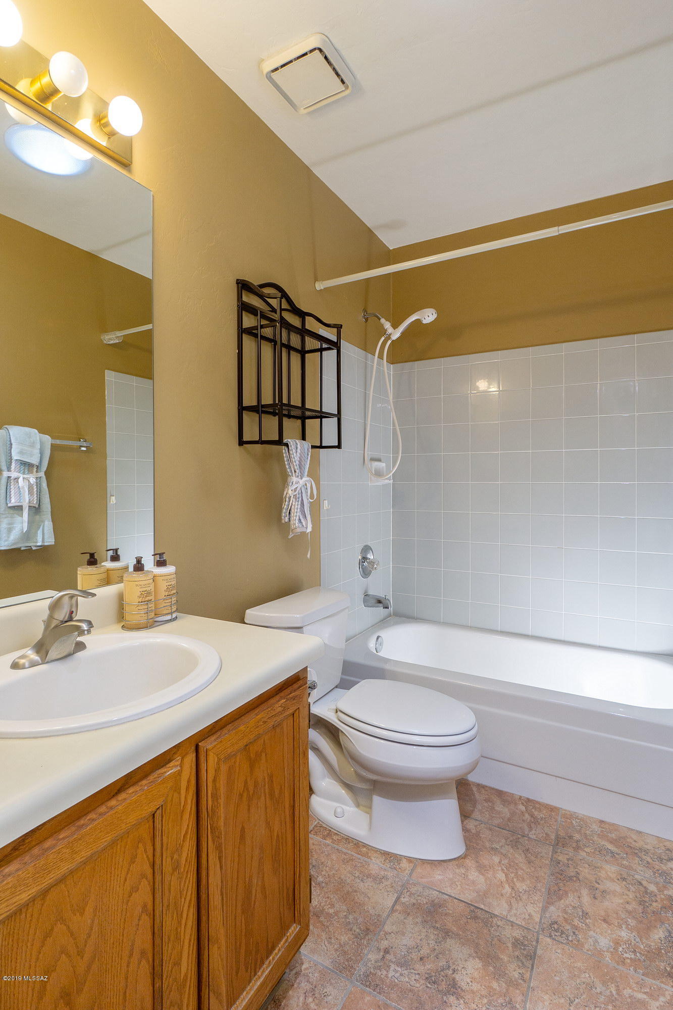 1171 N Corinthian Place