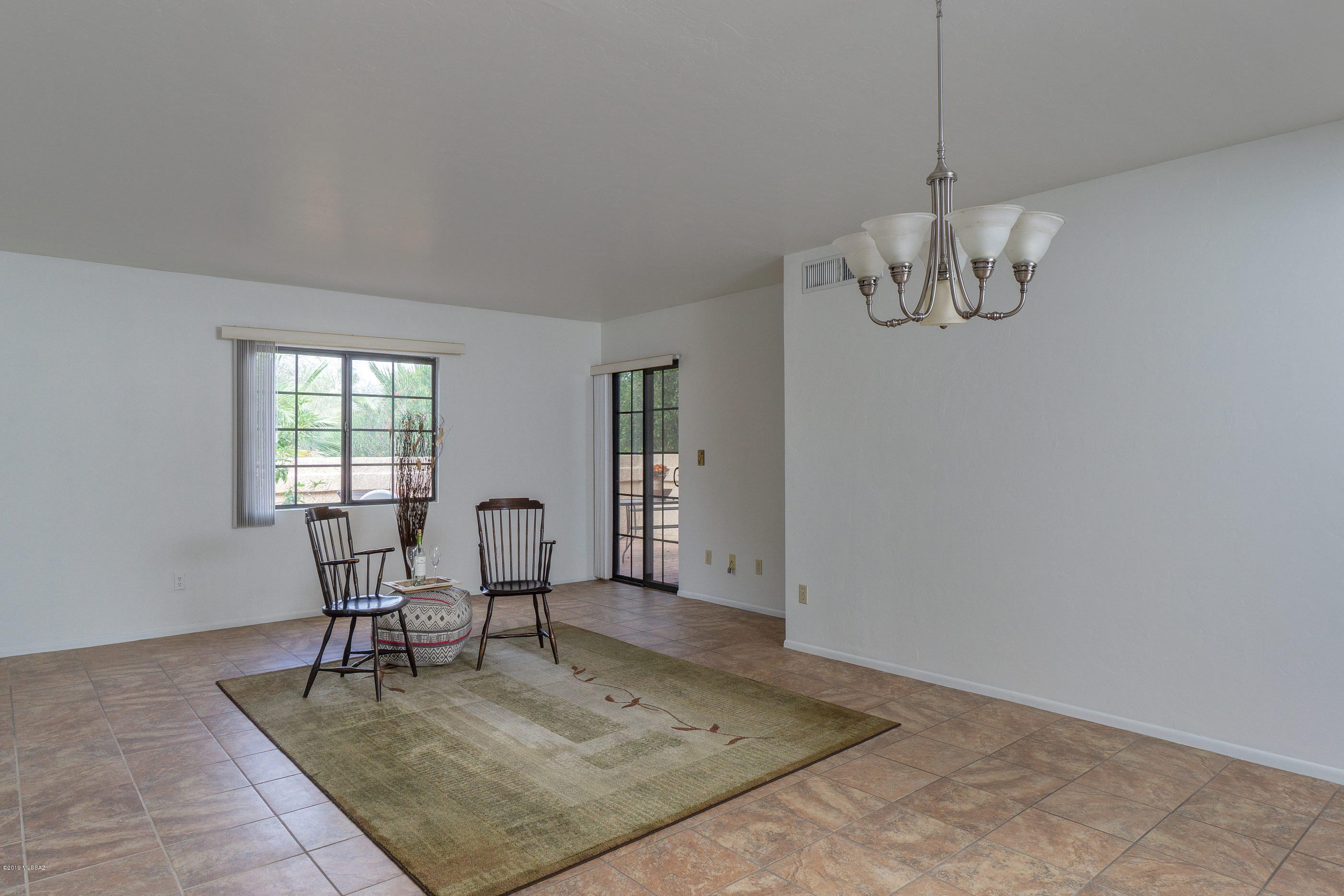 1171 N Corinthian Place