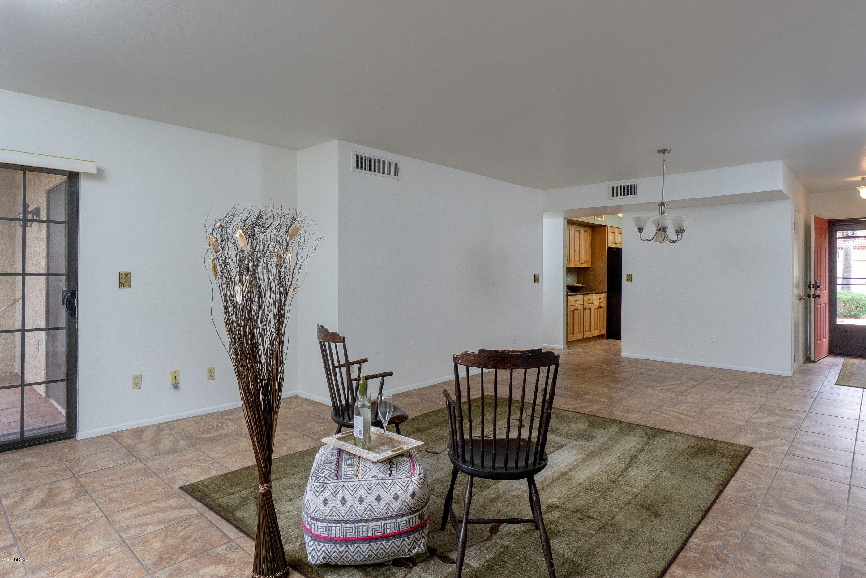 1171 N Corinthian Place