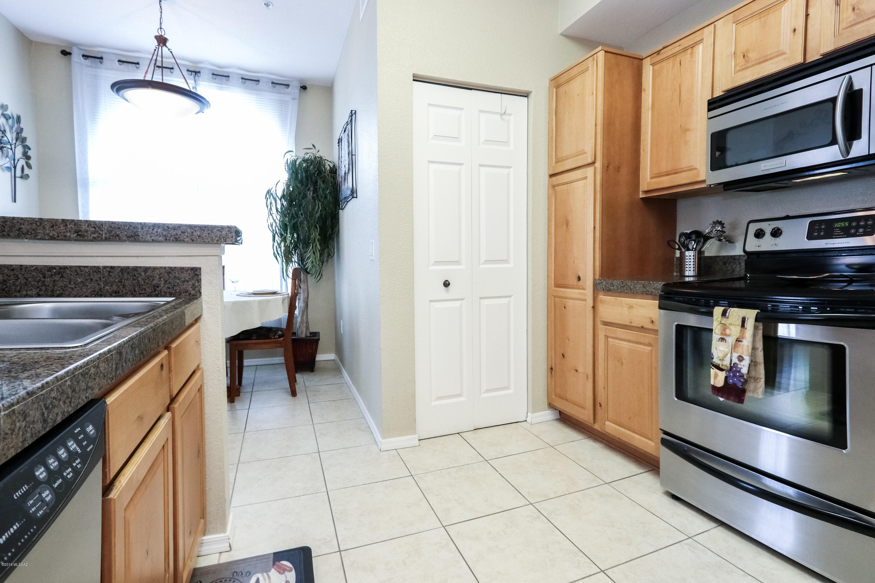 1500 E Pusch Wilderness Drive Unit: 12201