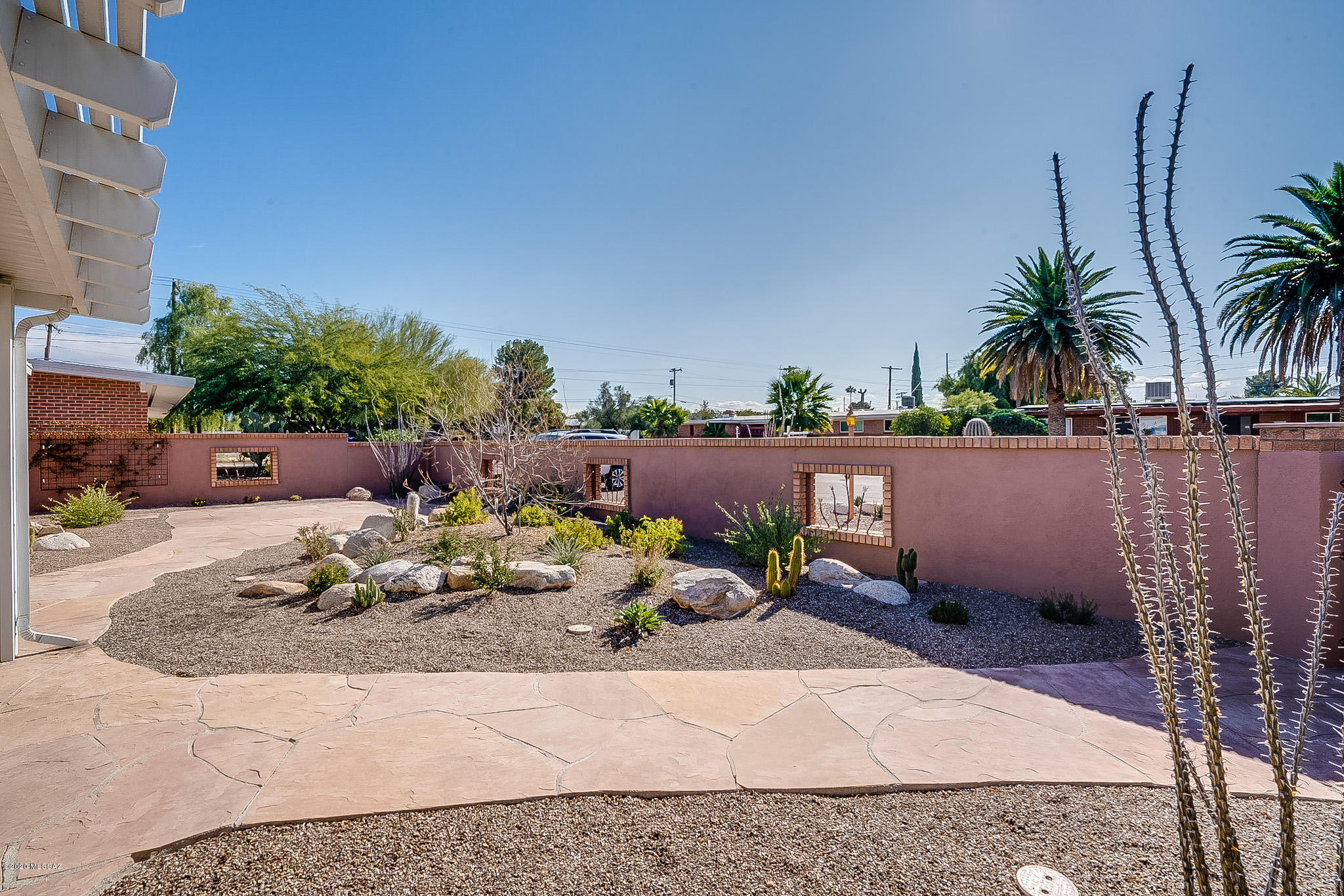 5851 E Hampton Street