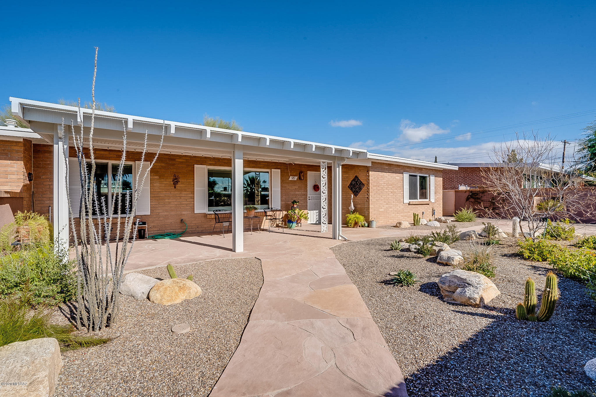 5851 E Hampton Street