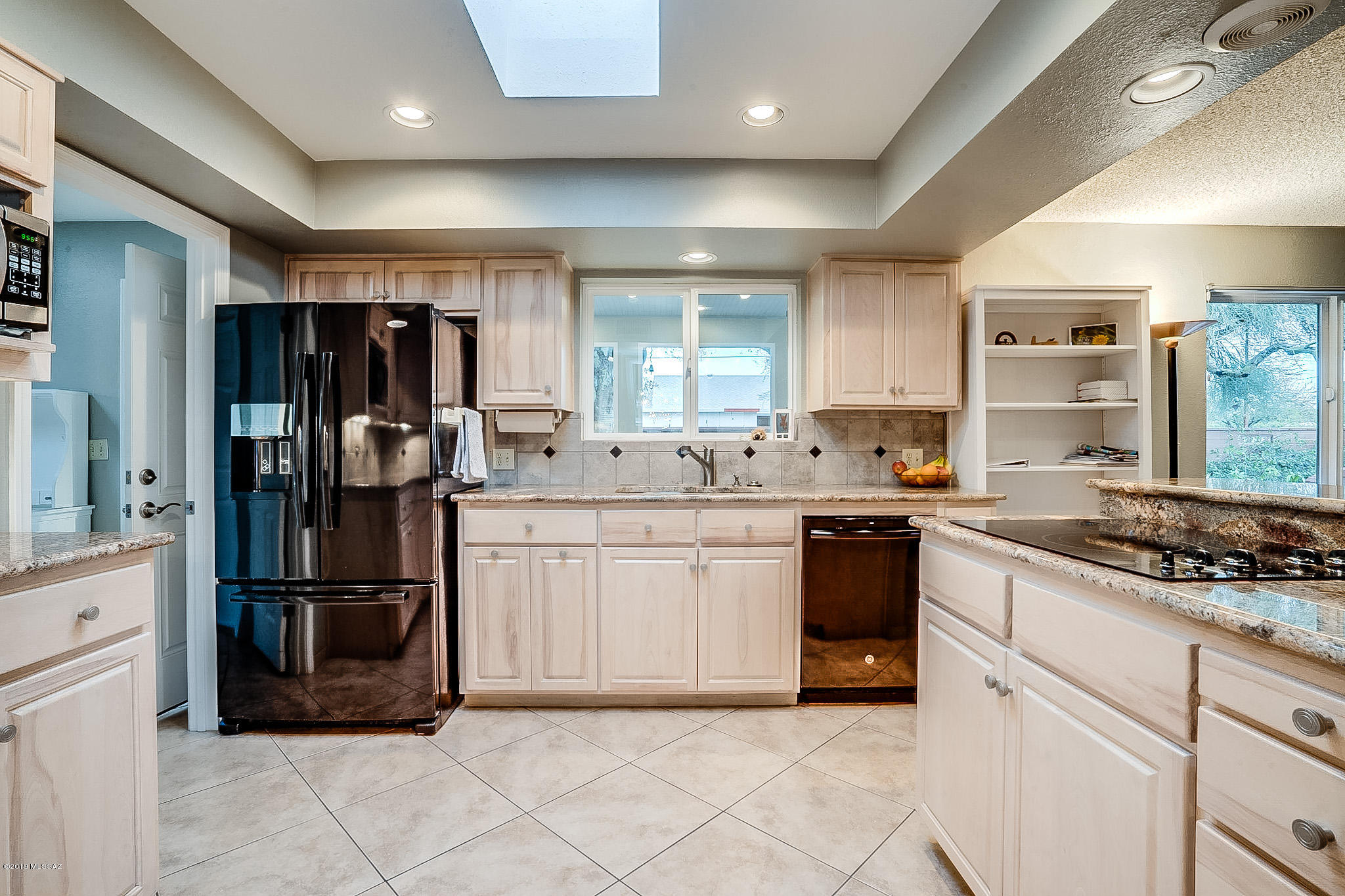 5851 E Hampton Street