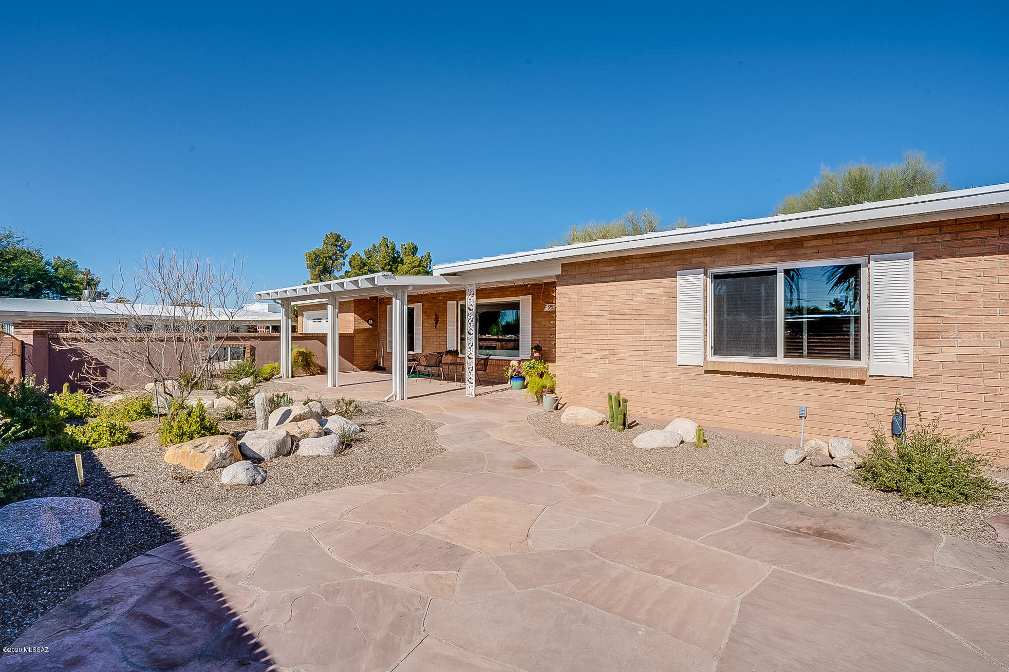 5851 E Hampton Street