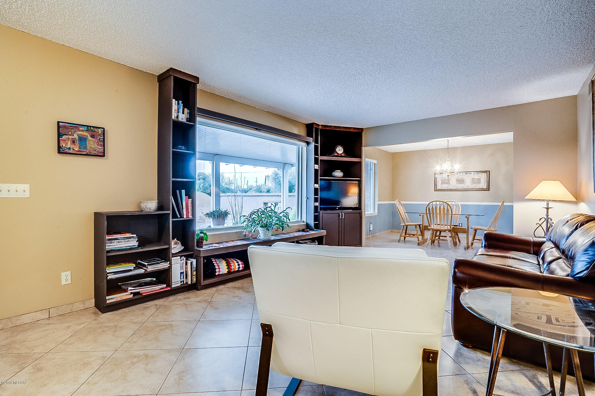 5851 E Hampton Street