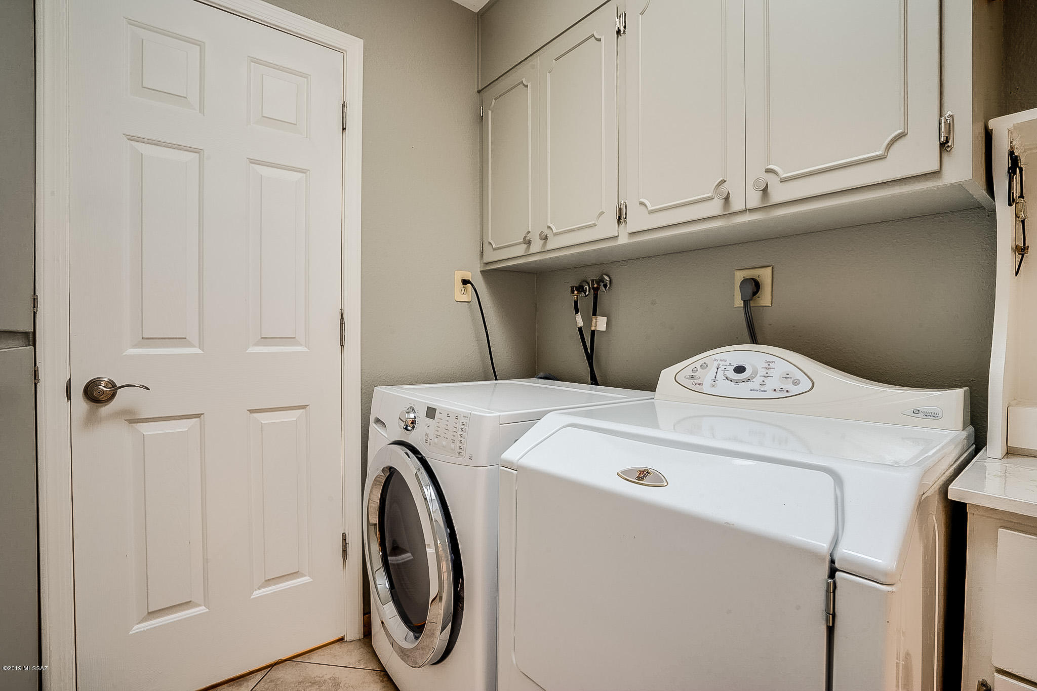 5851 E Hampton Street